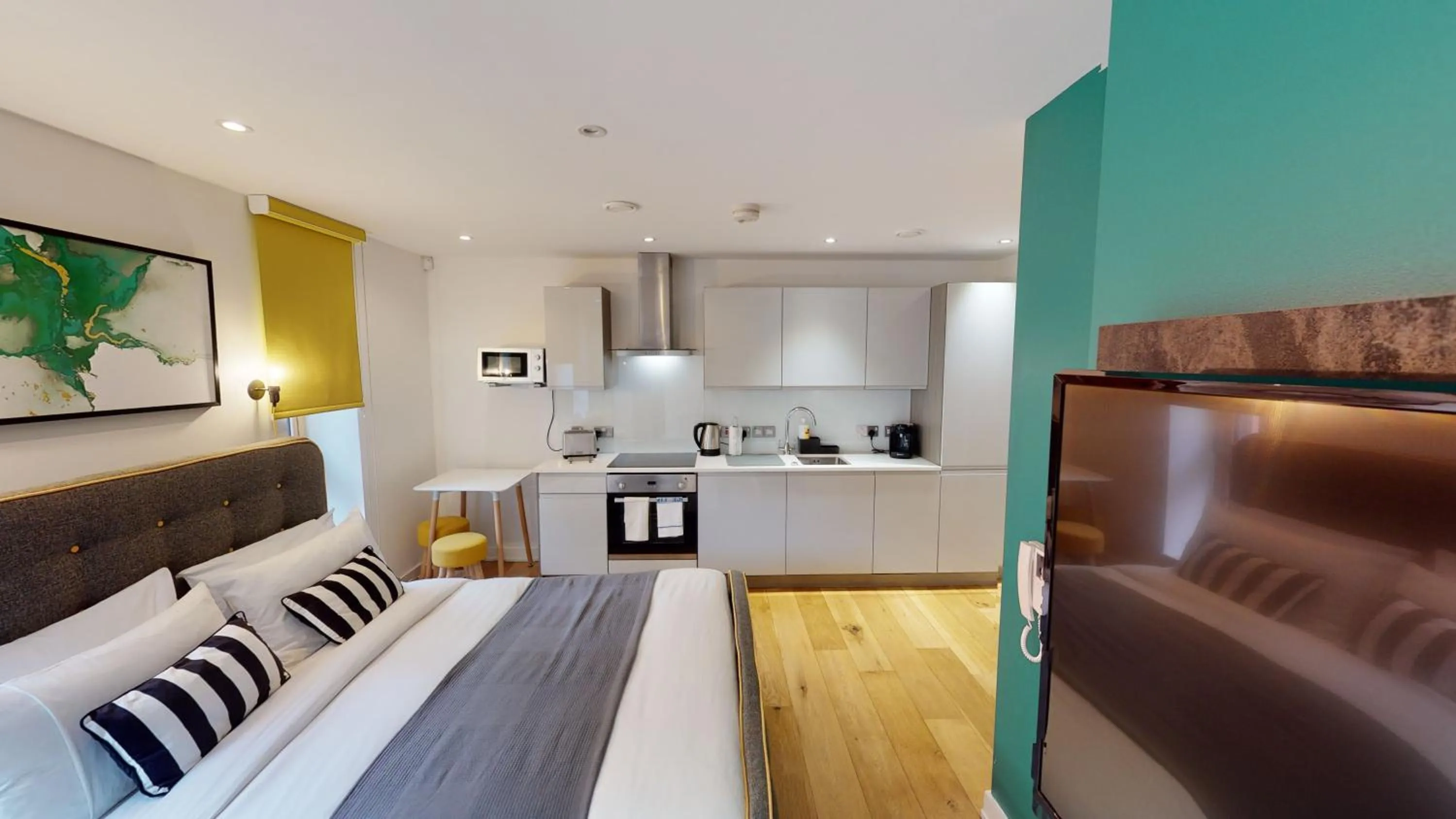 Bed in Quay Apartments Manchester