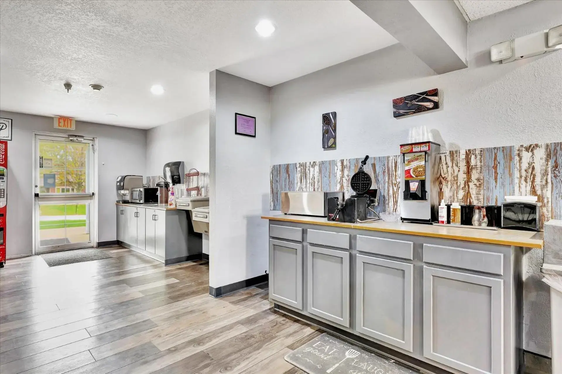 Breakfast in Ramada Limited by Wyndham, Bloomington I-55 & I-74 IL Breakfast in Ramada Limited by Wyndham, Bloomington I-55 & I-74 IL