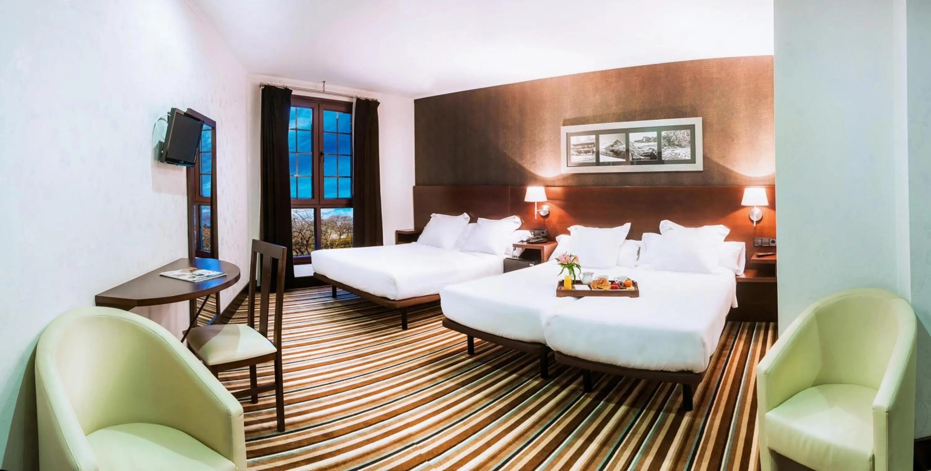 Photo of the whole room in Hotel Granda