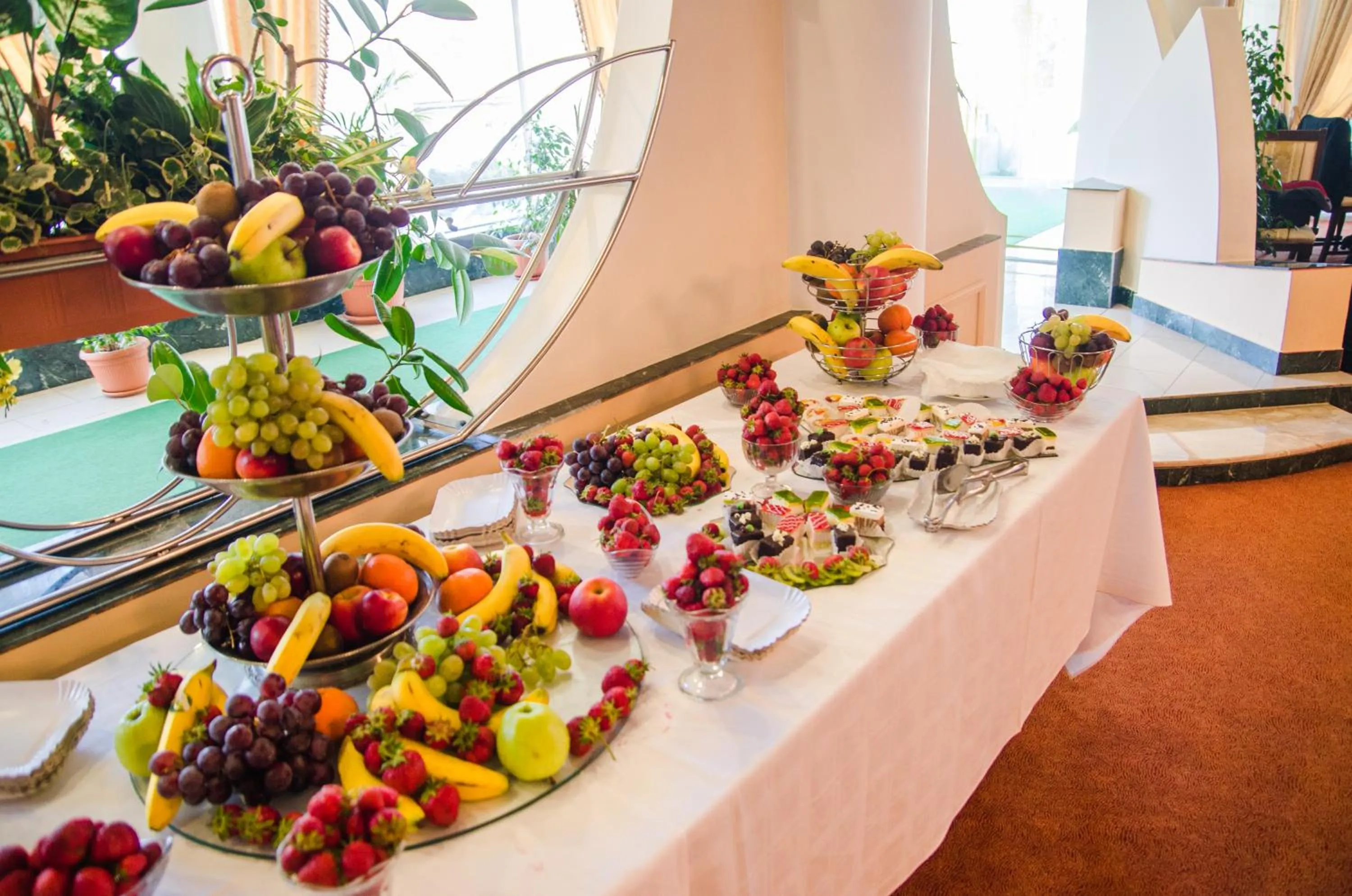 Food in Hotel President