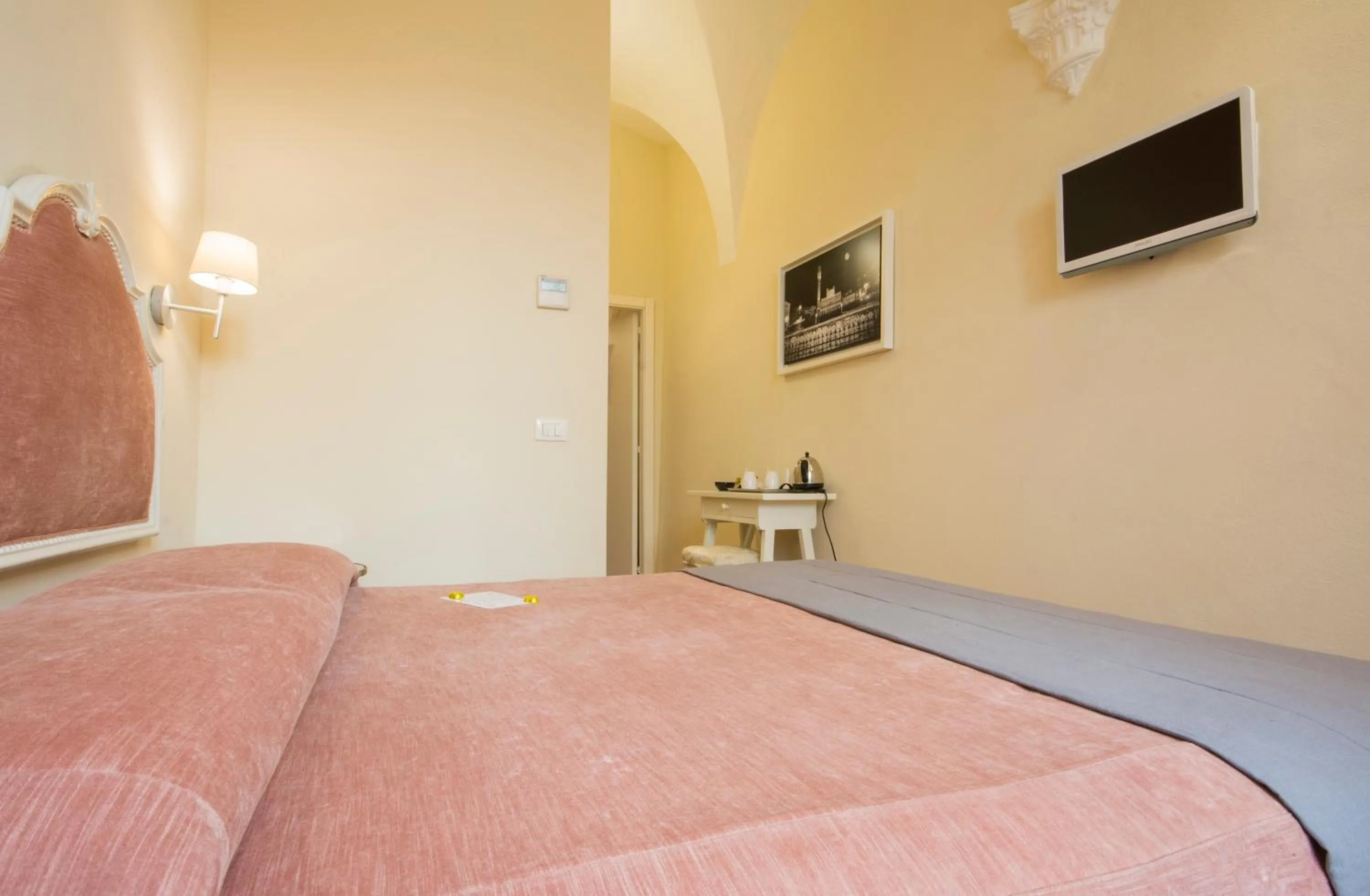 Photo of the whole room, Bed in B&B Quattro Cantoni