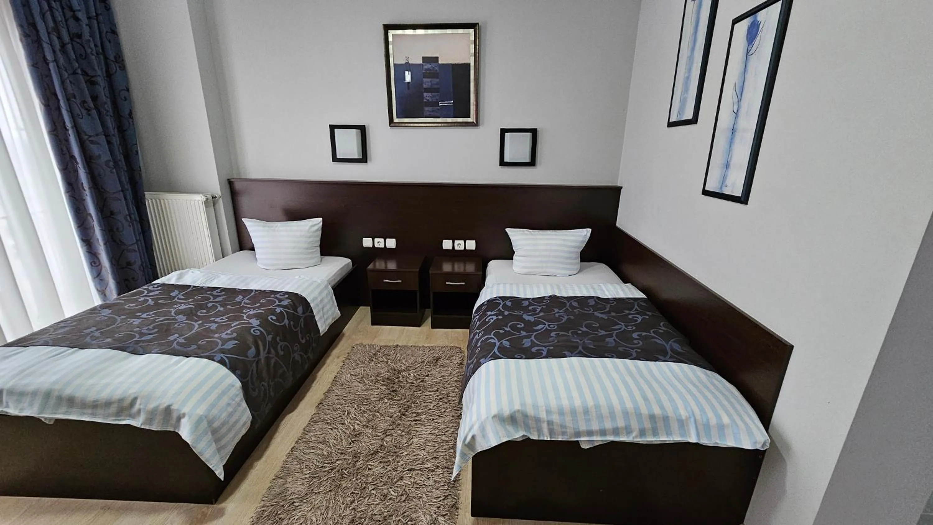 Bed in Hotel Poarta Transilvaniei