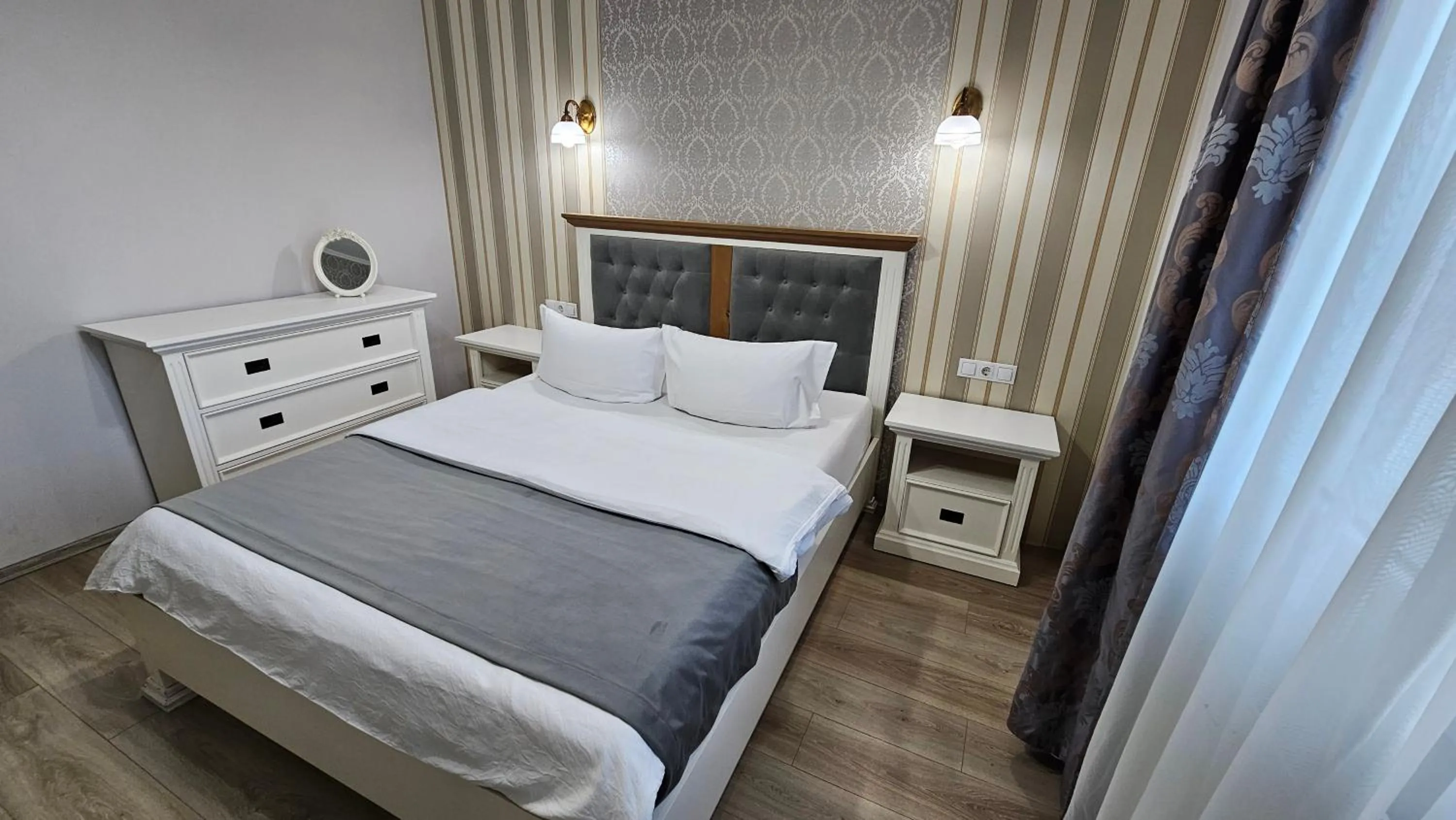 Bed in Hotel Poarta Transilvaniei