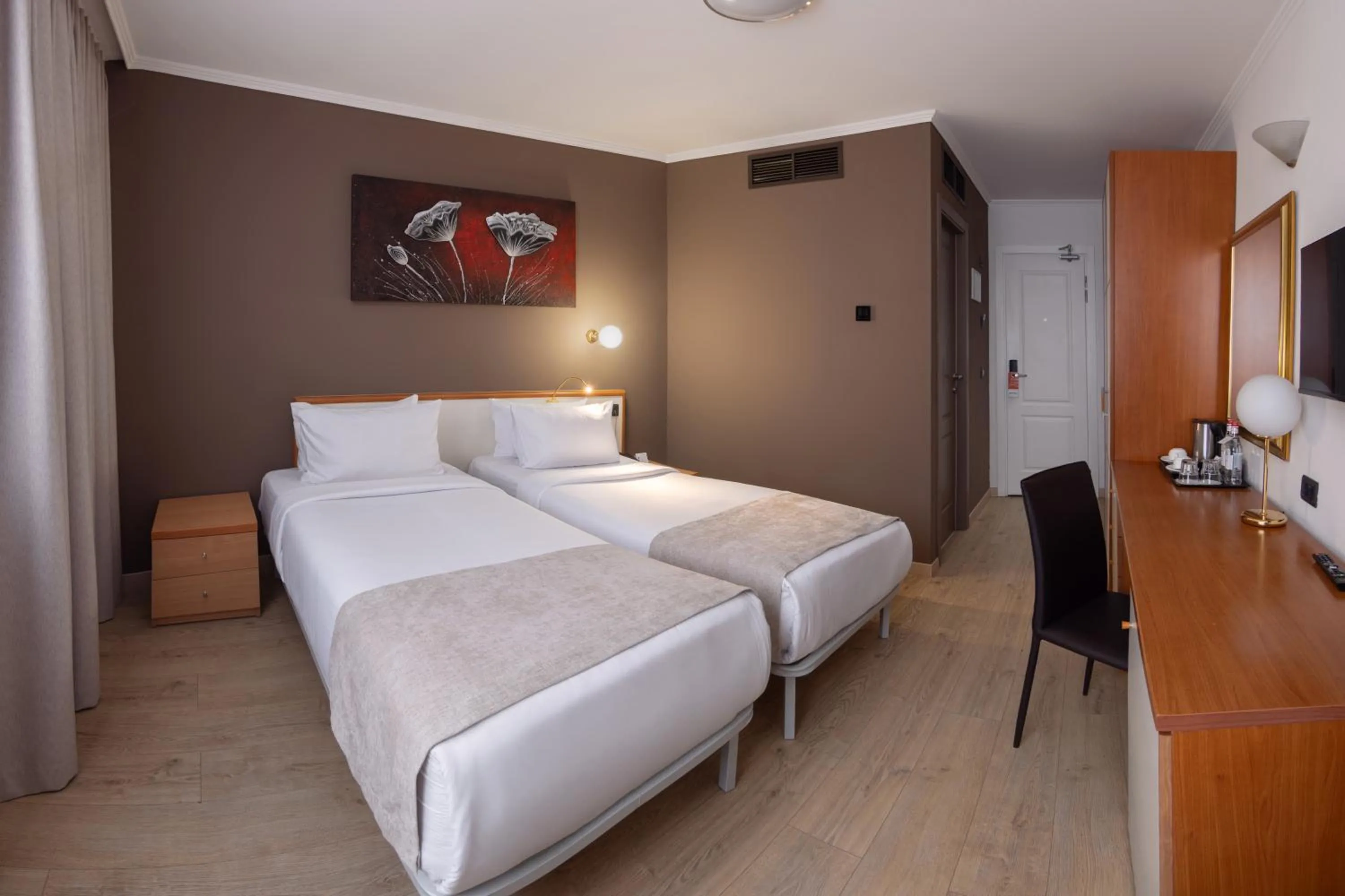 Bedroom, Bed in Best Western Plus Congress Hotel Yerevan