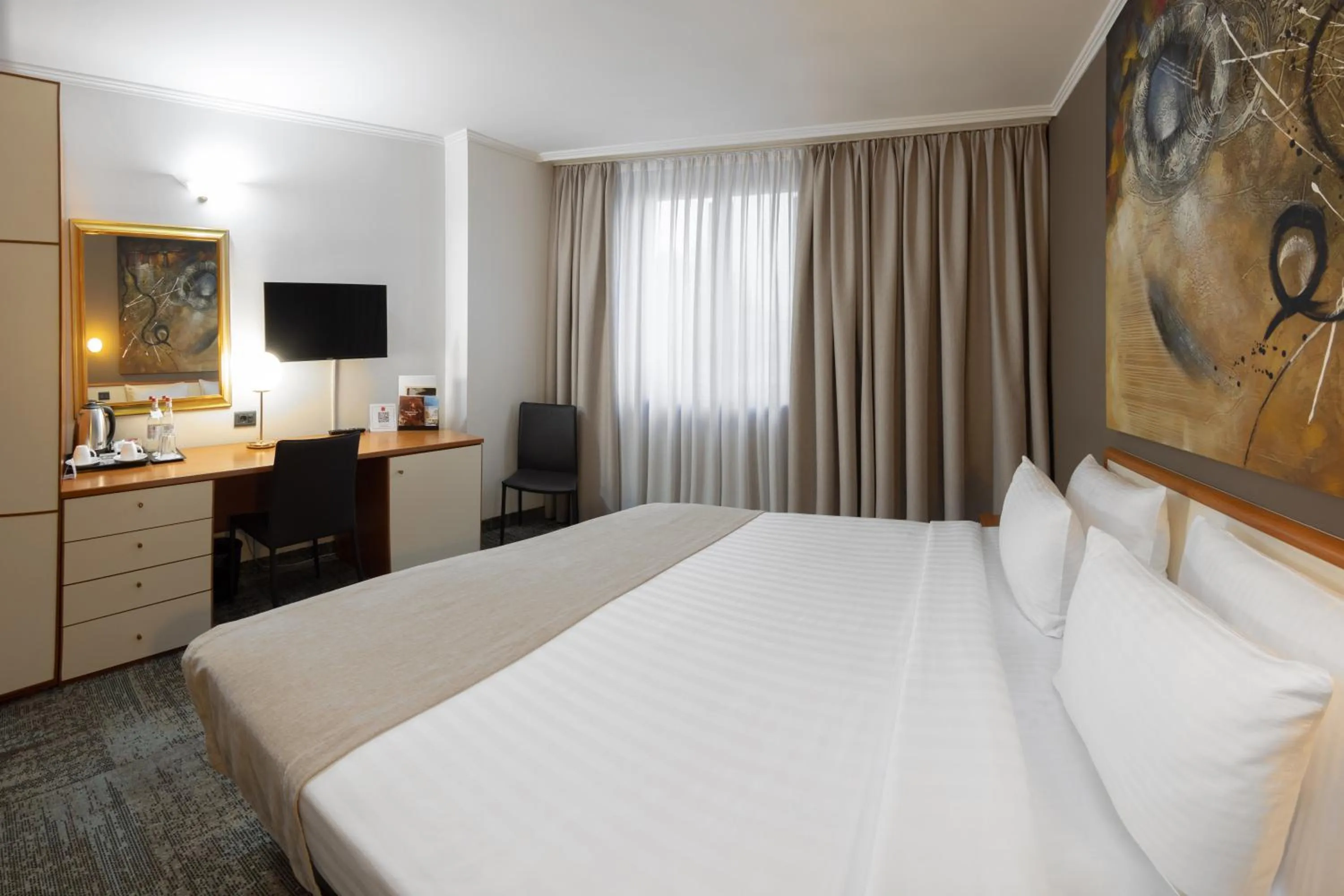 Bedroom, Bed in Best Western Plus Congress Hotel Yerevan