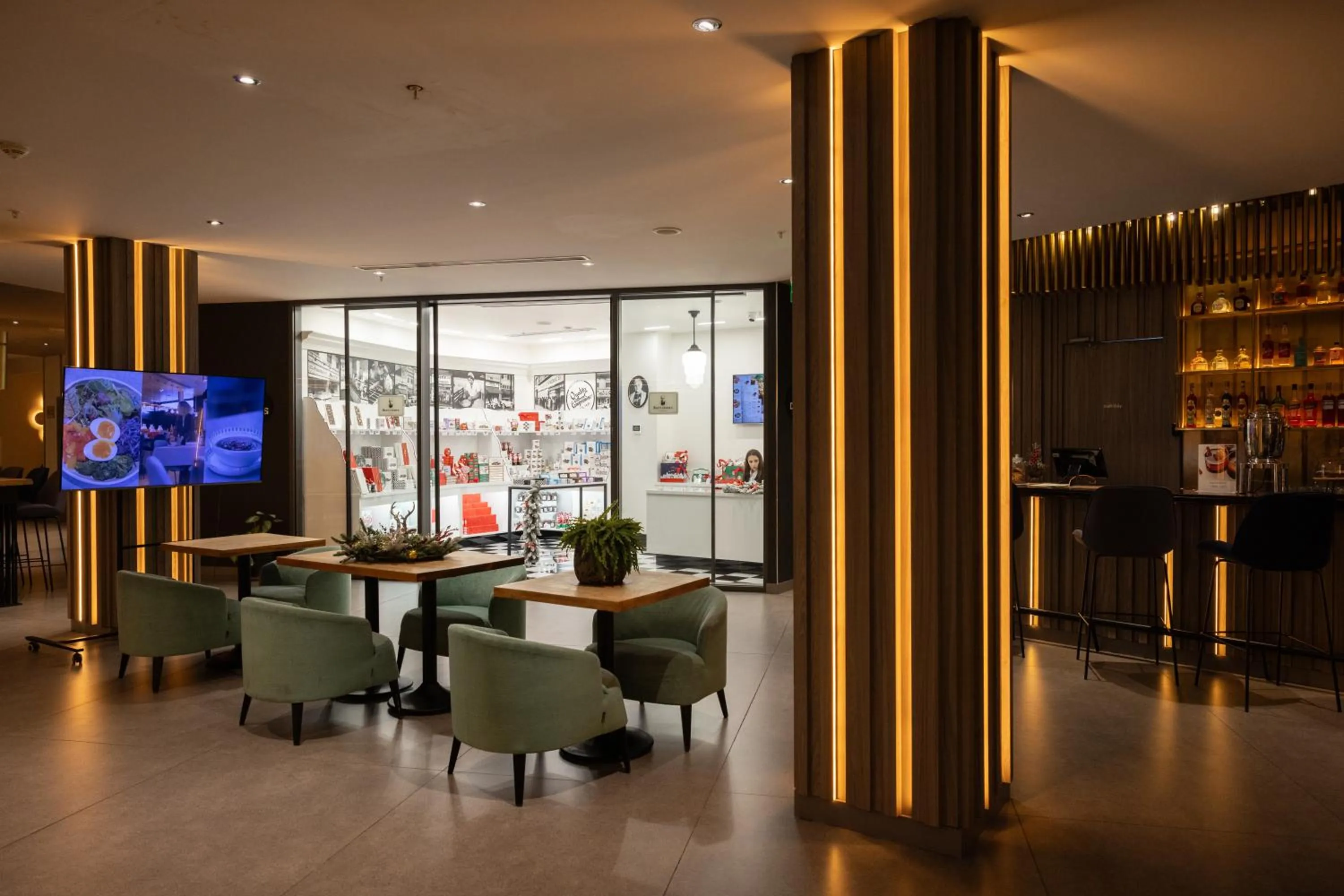 Lobby or reception in Best Western Plus Congress Hotel Yerevan