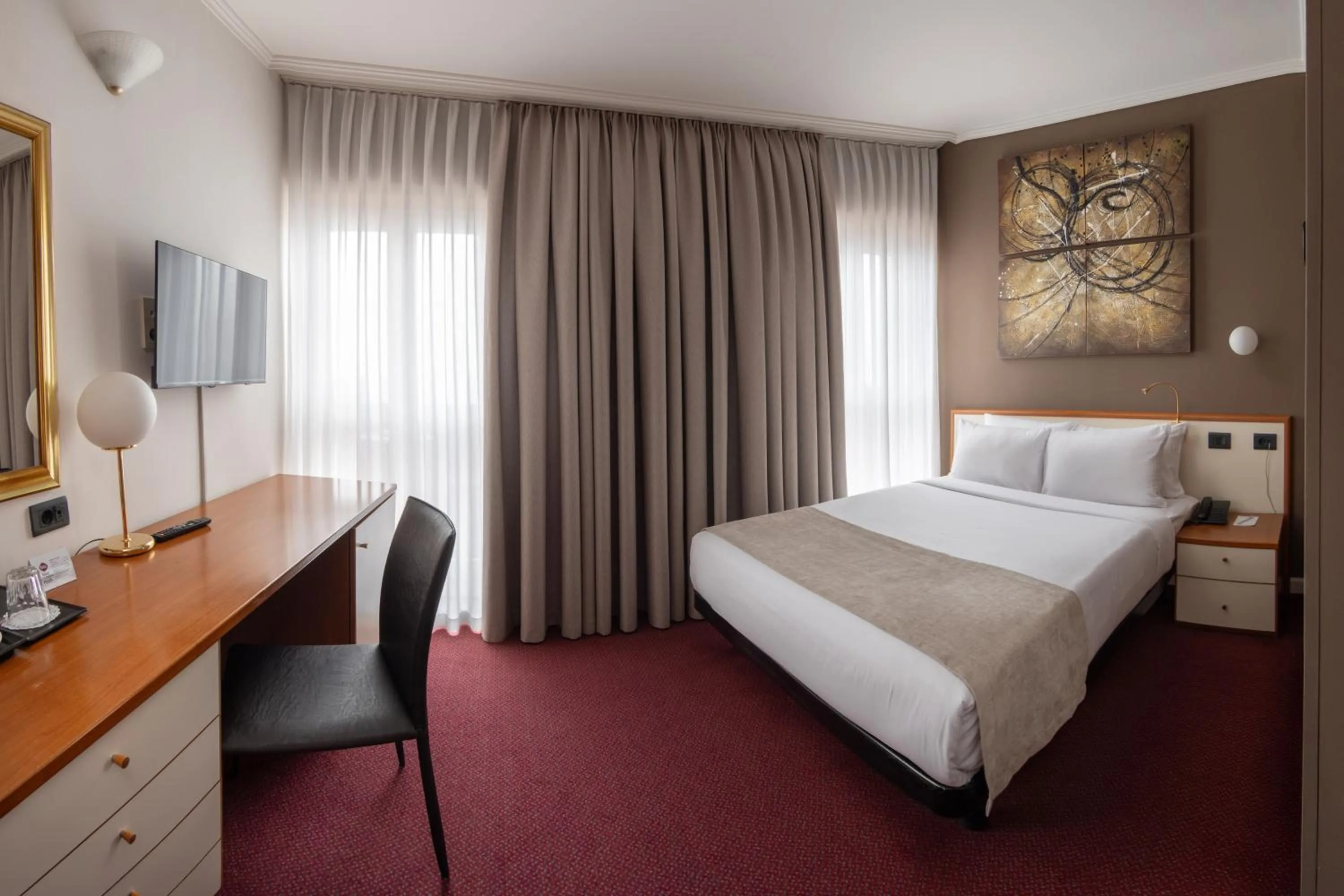 Bedroom, Bed in Best Western Plus Congress Hotel Yerevan