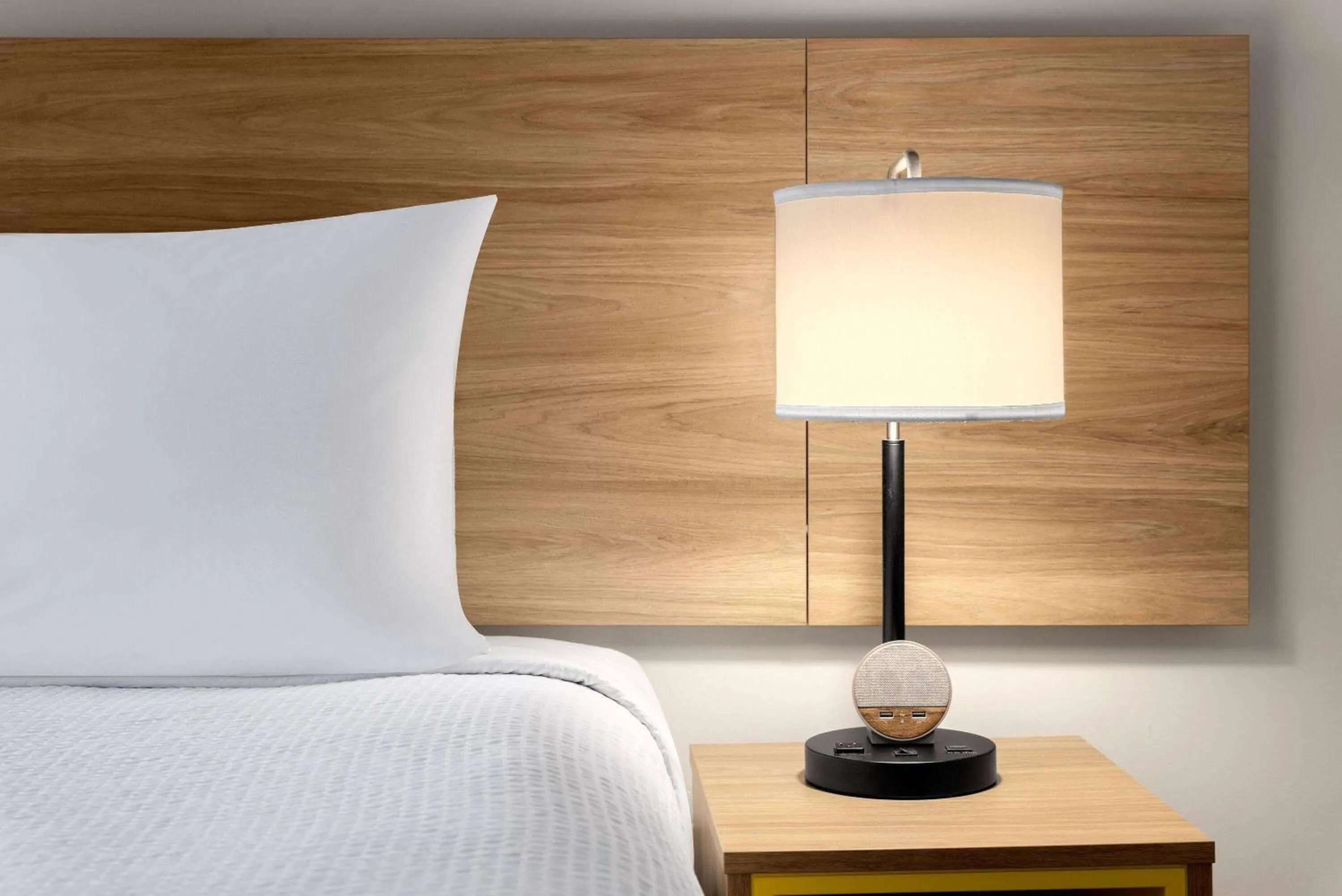 Photo of the whole room, Bed in Days Inn of Frederick by Wyndham