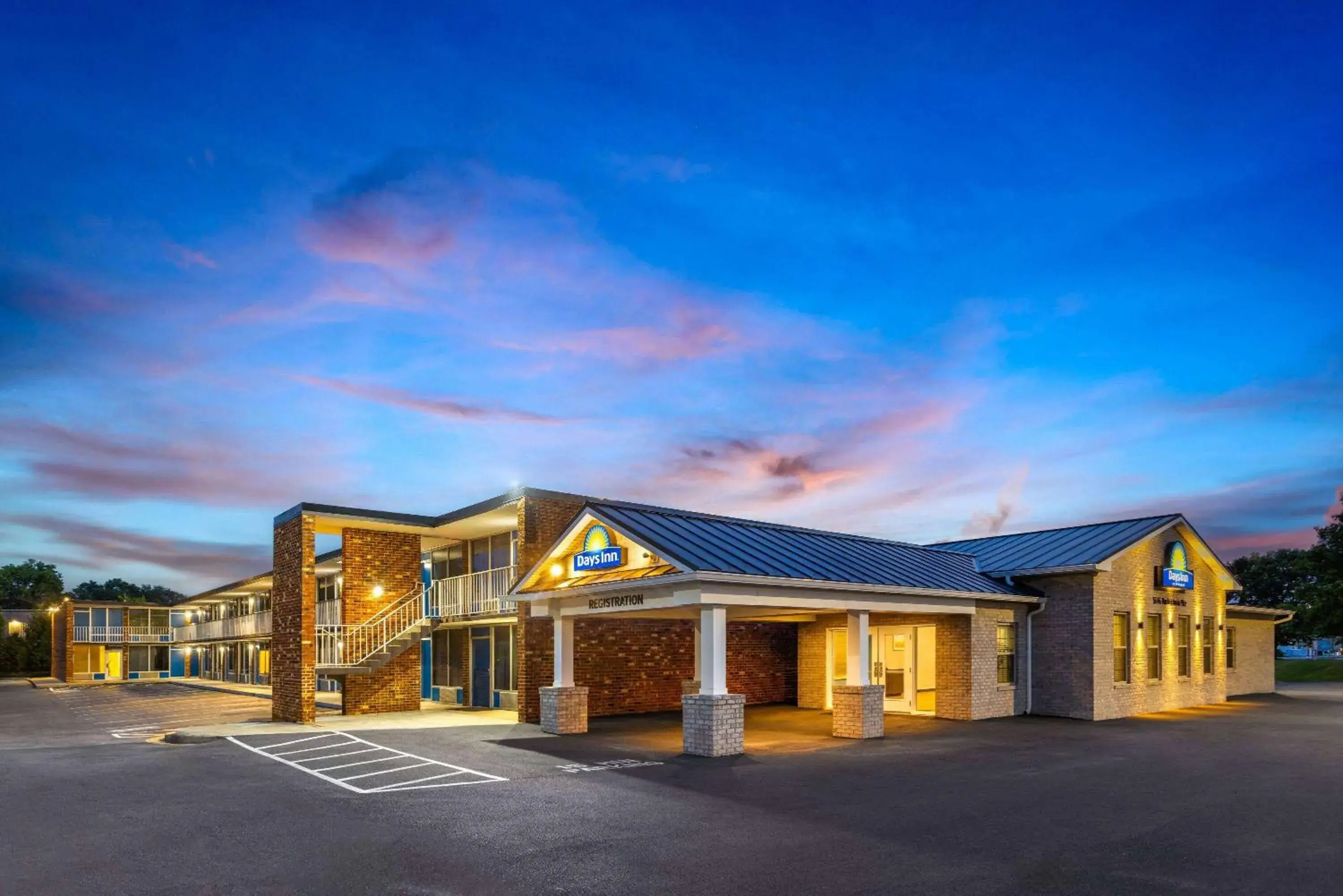 Property building in Days Inn of Frederick by Wyndham Property building in Days Inn of Frederick by Wyndham