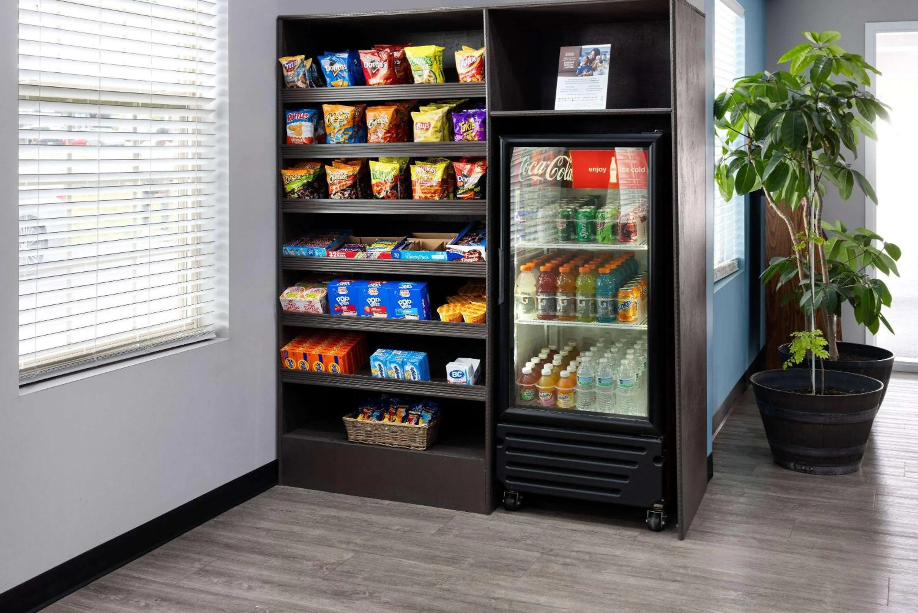 Food and drinks in Days Inn of Frederick by Wyndham