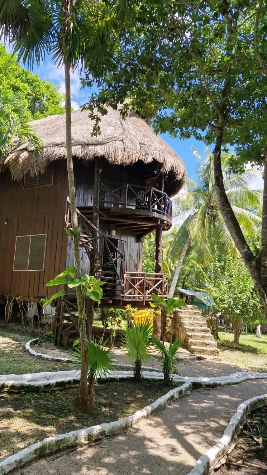 Facade/entrance in Villas Eco-Románticas Kúuch Ka´anil
