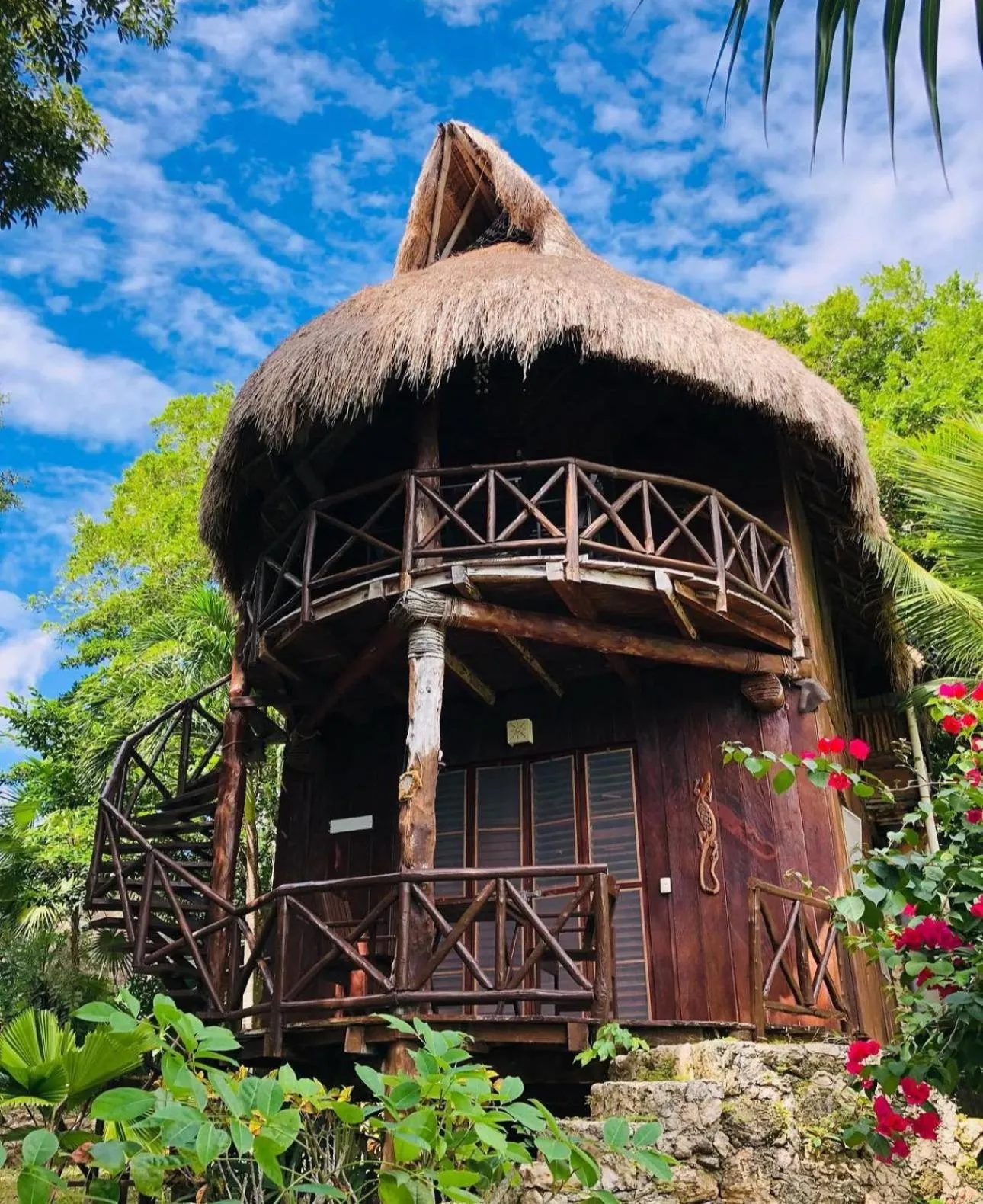 Facade/entrance in Villas Eco-Románticas Kúuch Ka´anil