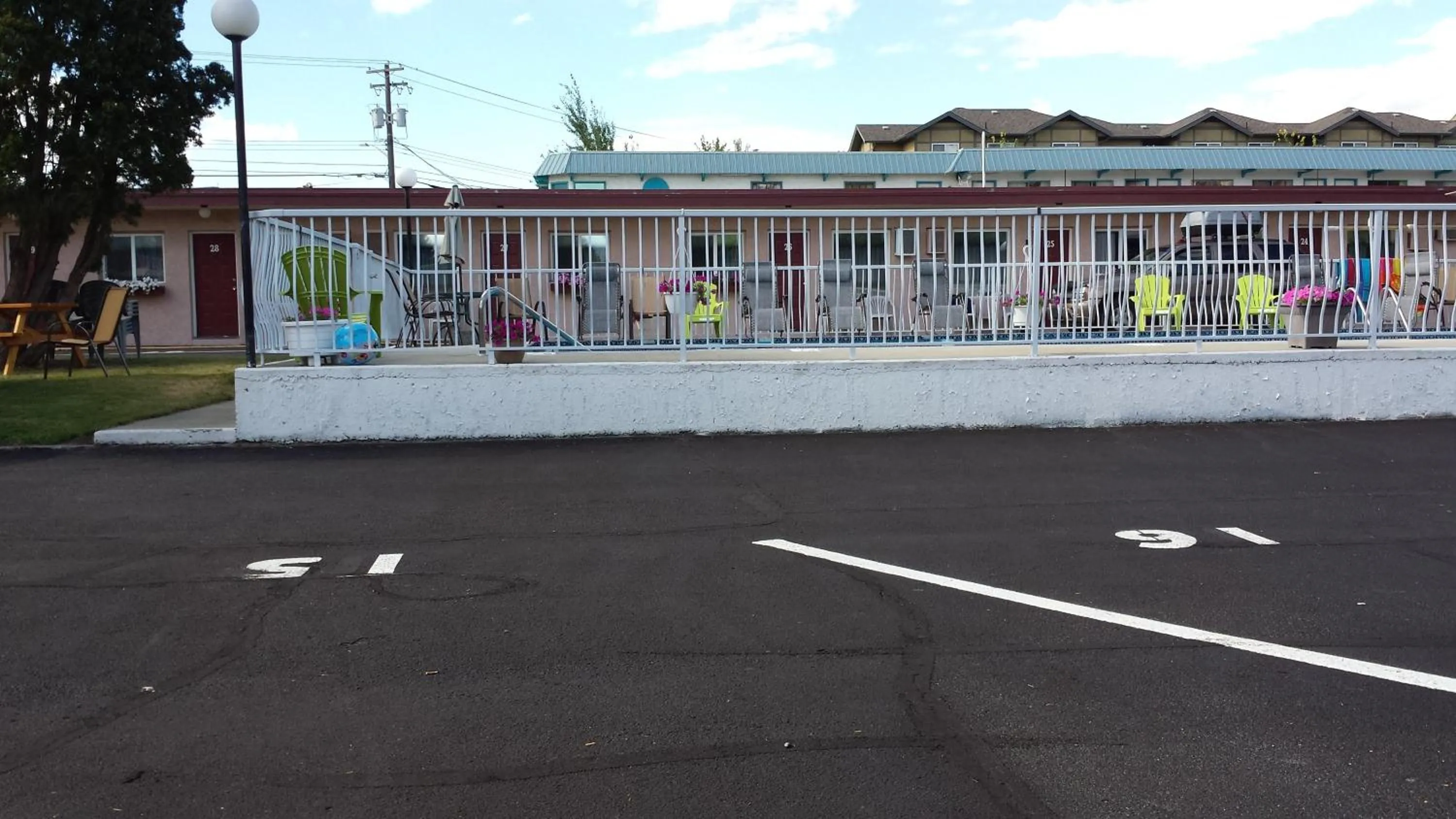 Facade/entrance in Swiss Sunset Inn