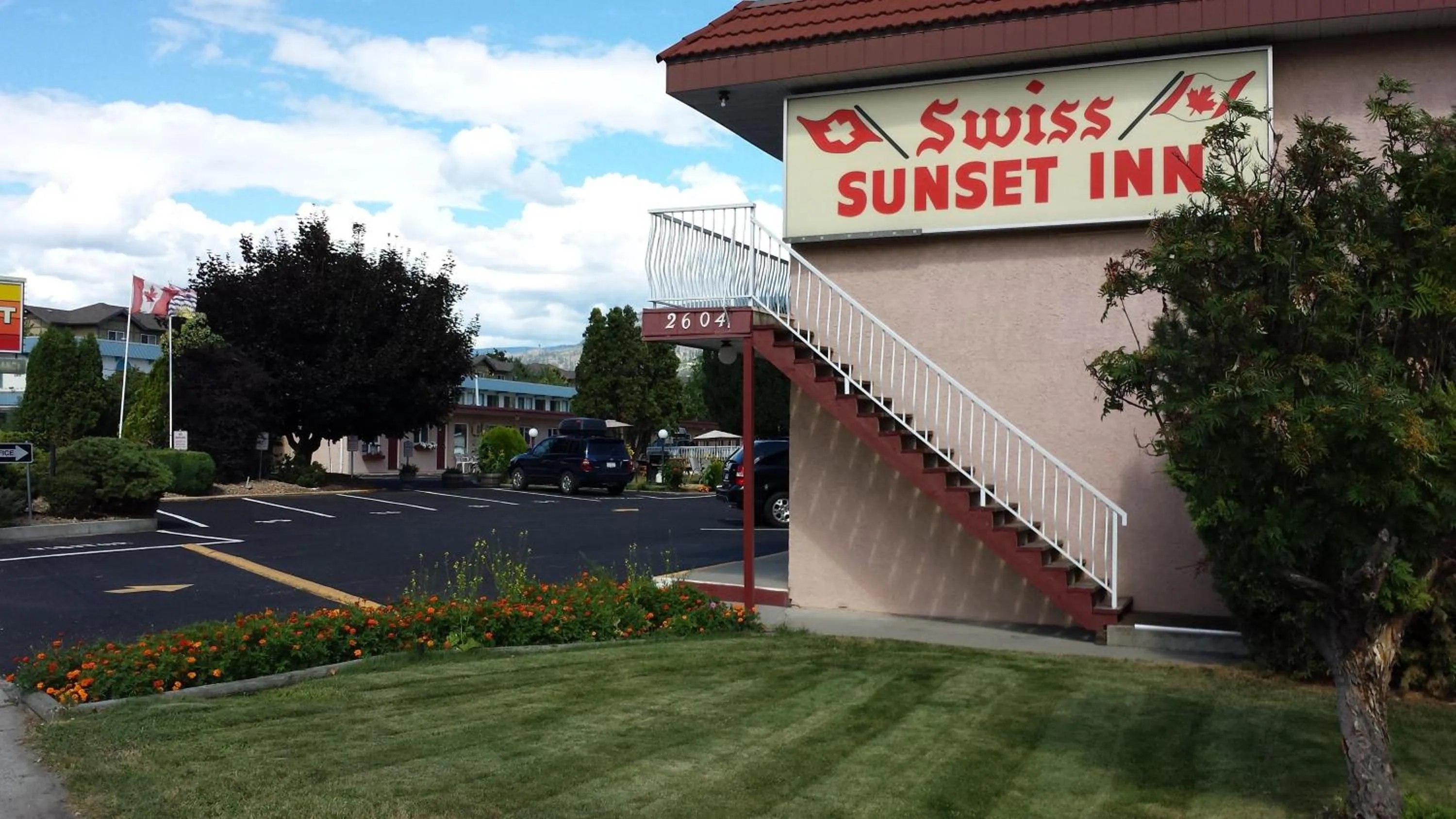 Facade/entrance in Swiss Sunset Inn