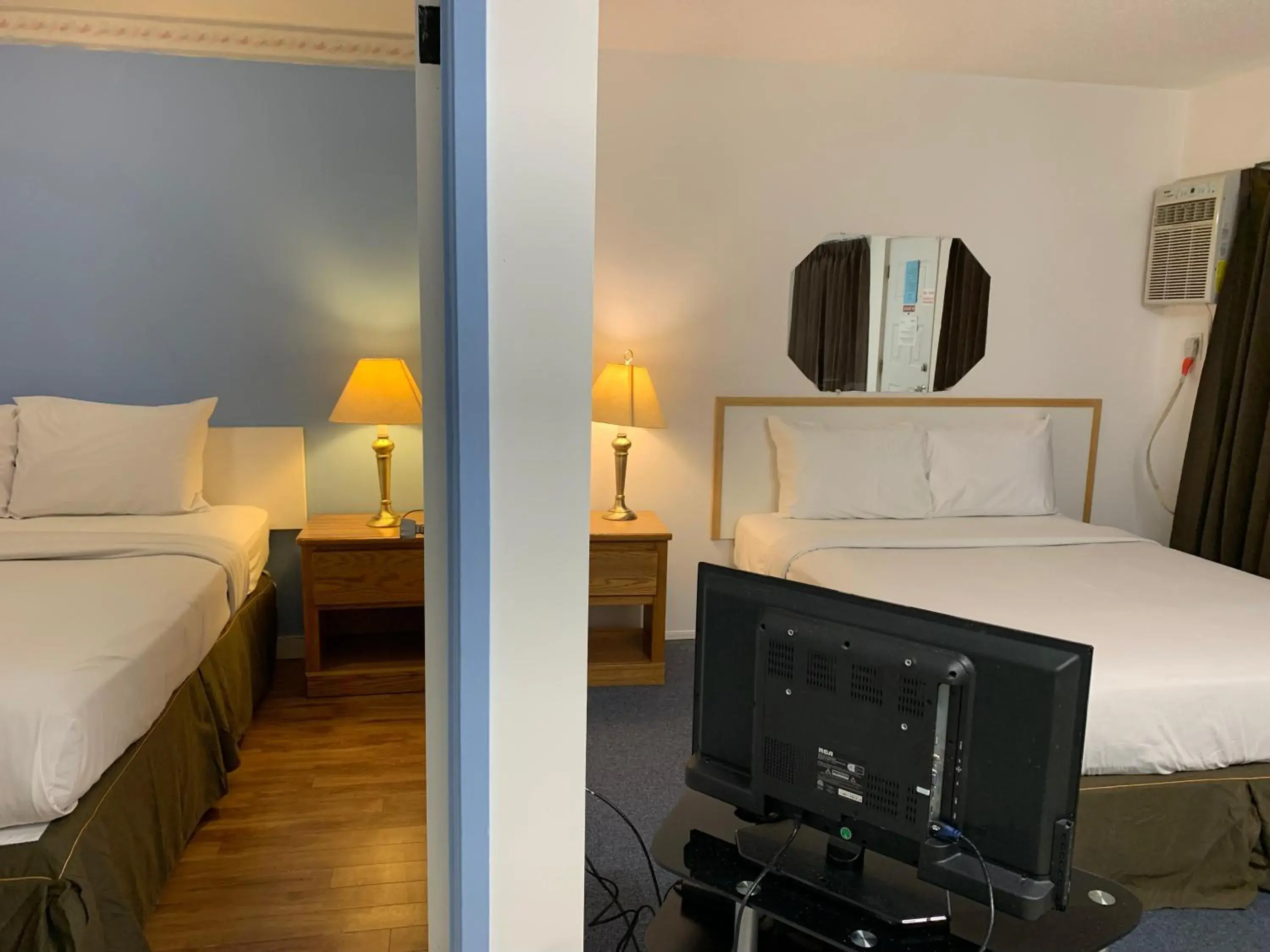 One-Bedroom Suite in Swiss Sunset Inn One-Bedroom Suite in Swiss Sunset Inn