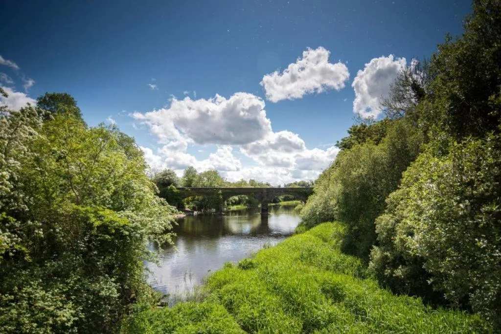 Nearby landmark in Hawthorn Lodge