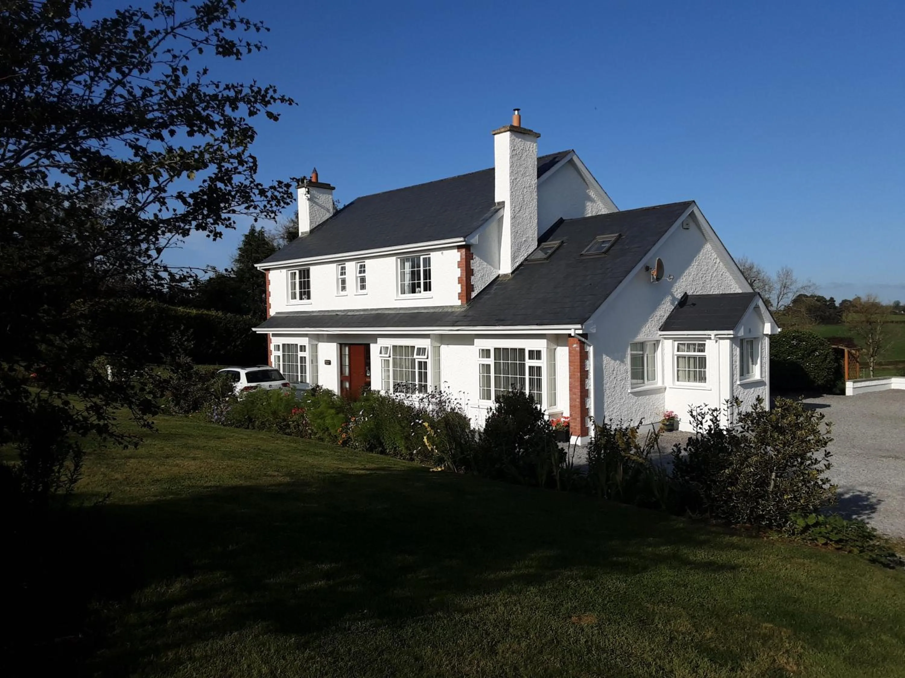 Property building in Hawthorn Lodge