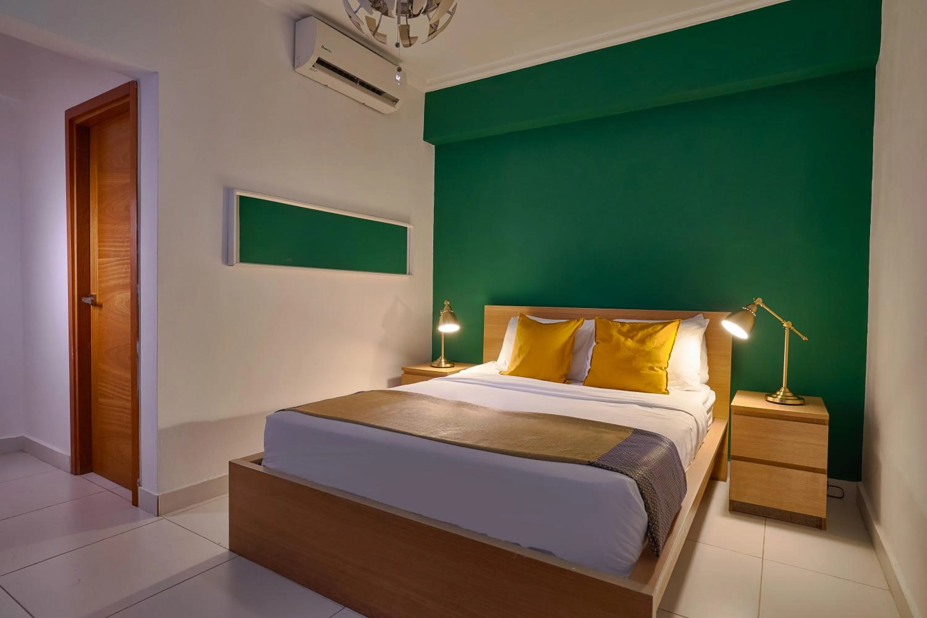 Bedroom, Bed in Central Park Tower