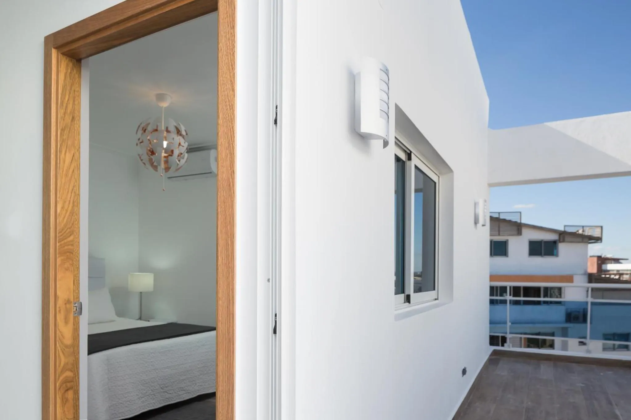 Balcony/Terrace, Bed in Central Park Tower