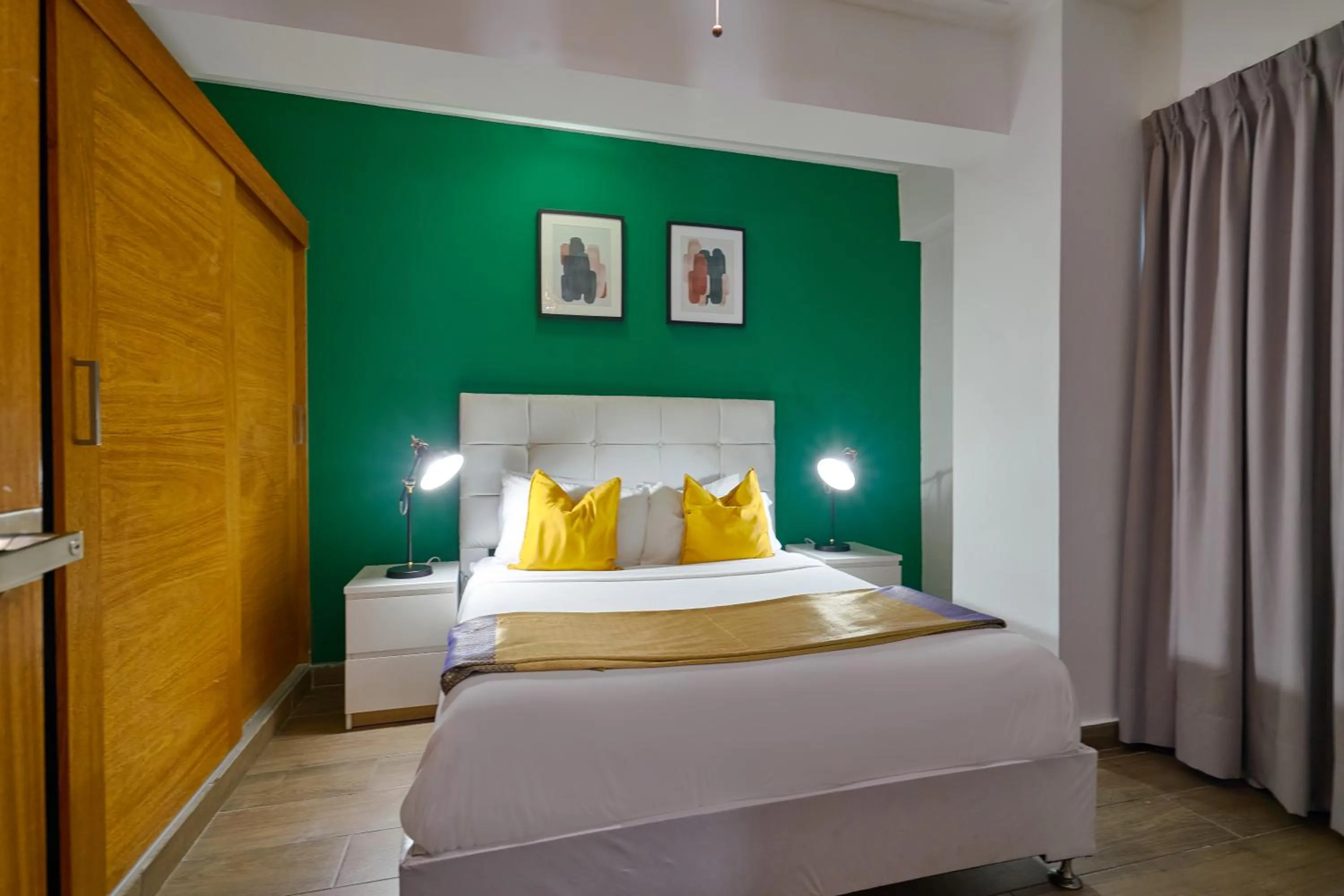 Bedroom, Bed in Central Park Tower