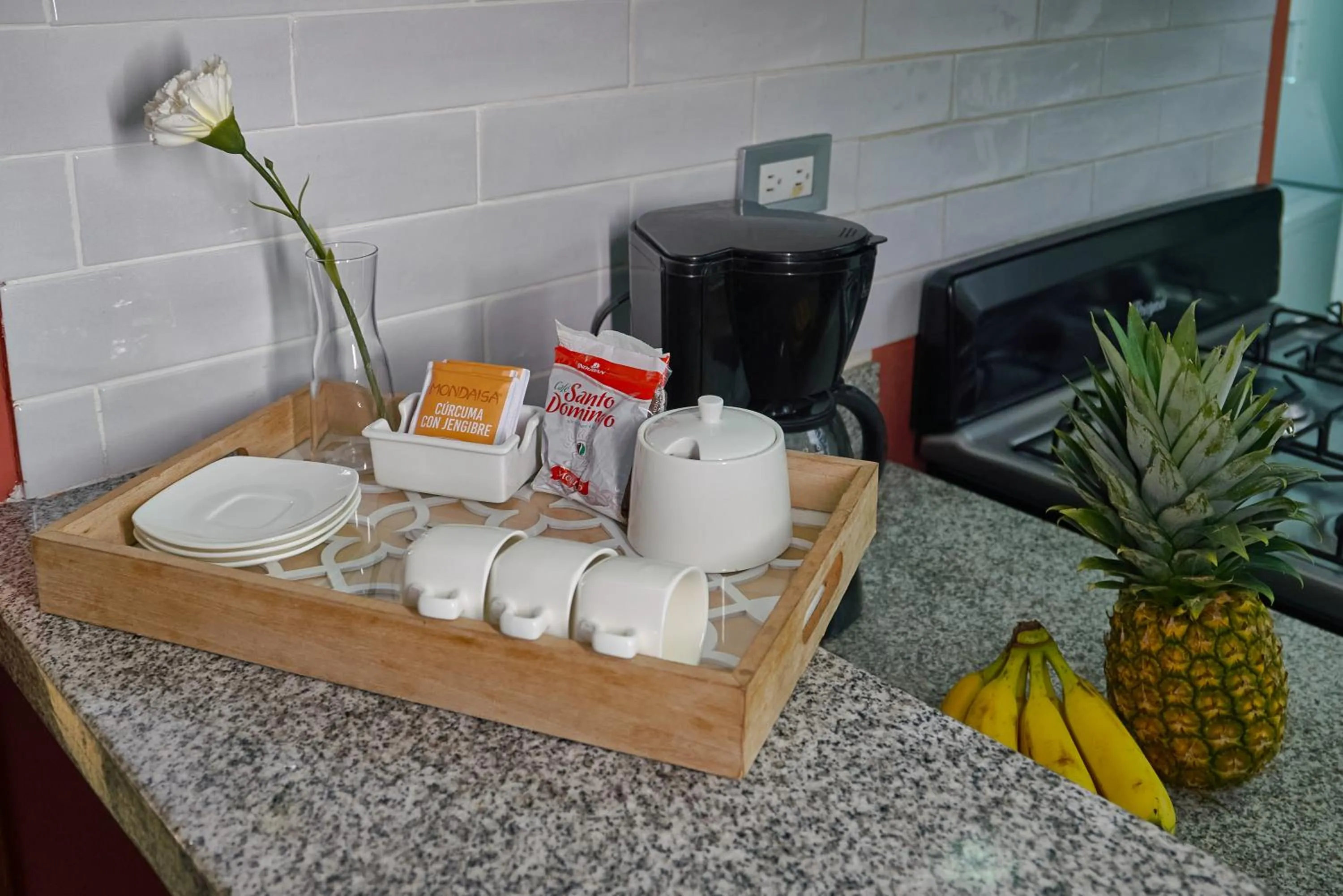 Coffee/tea facilities in Central Park Tower