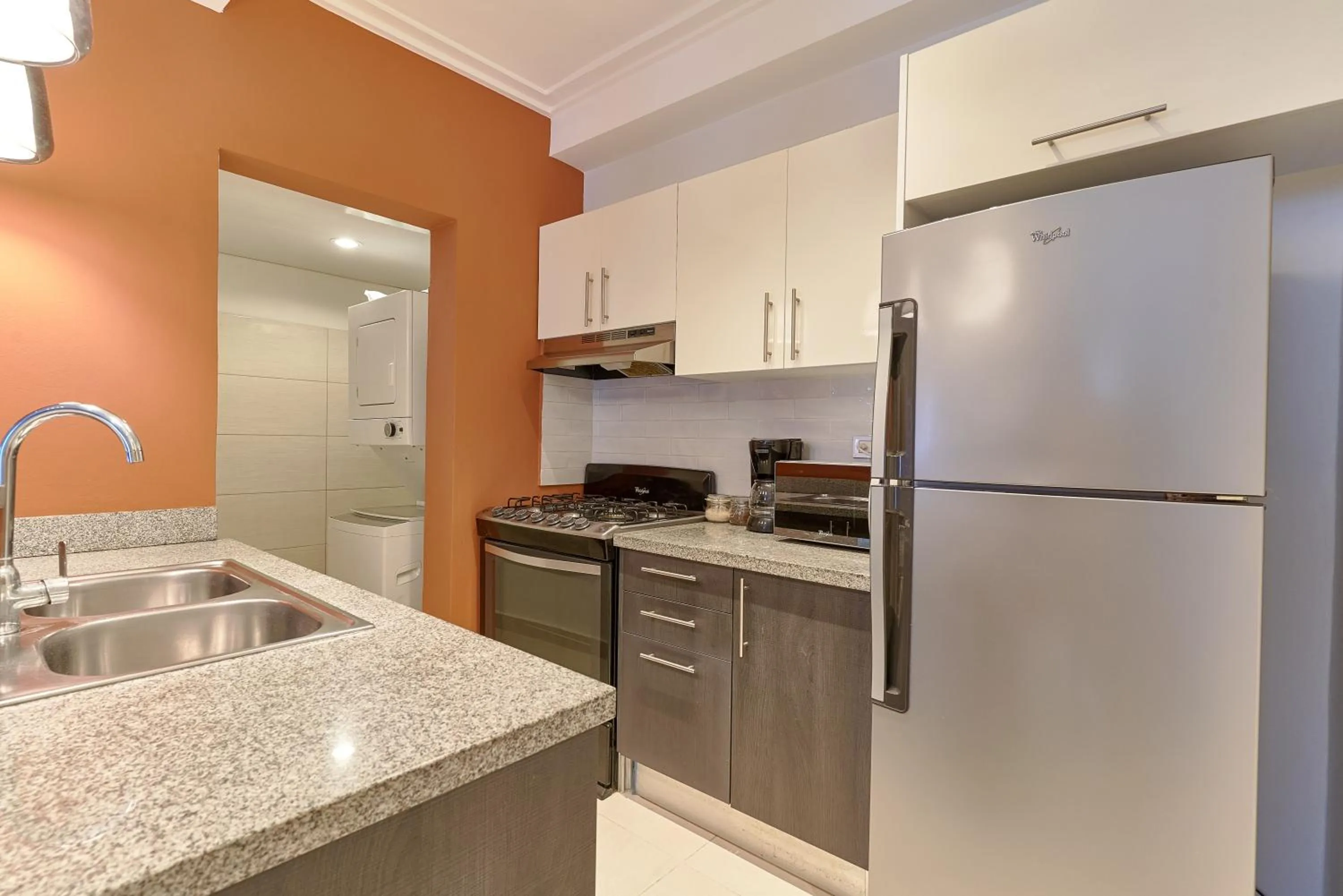 Kitchen or kitchenette in Central Park Tower