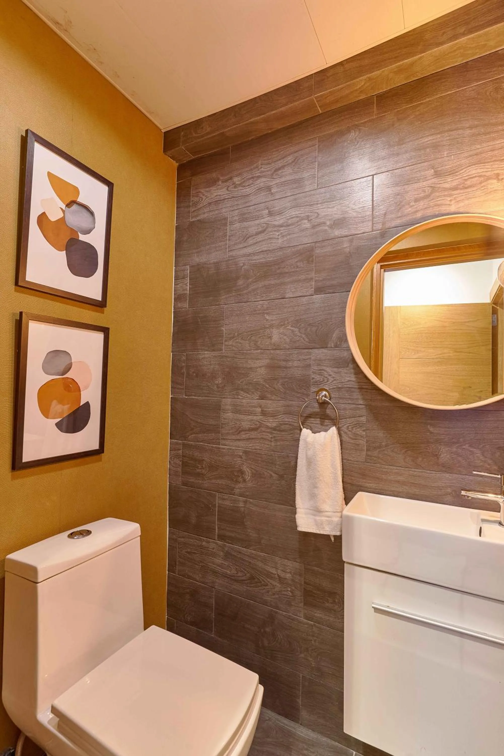 Bathroom in Central Park Tower