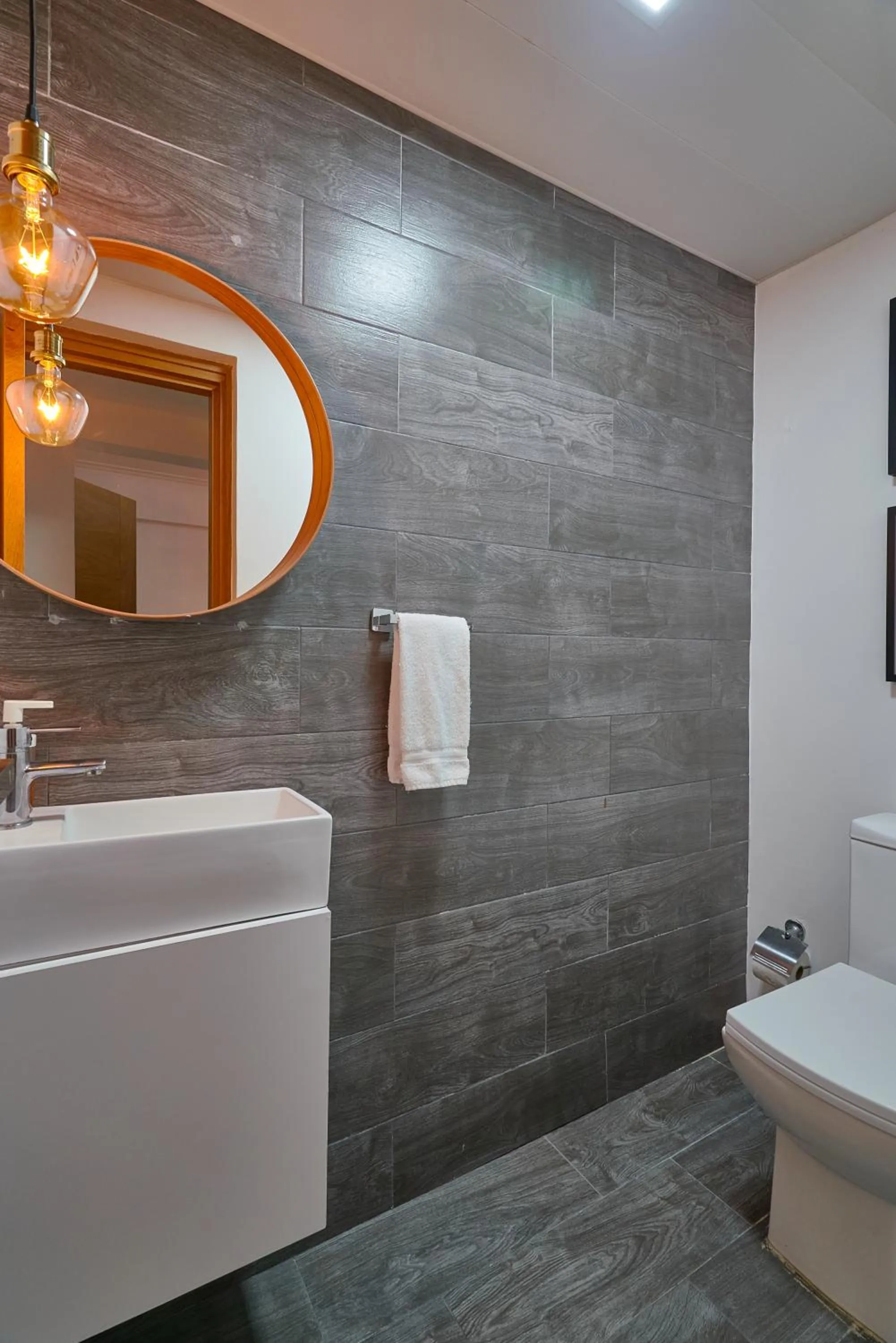 Bathroom in Central Park Tower