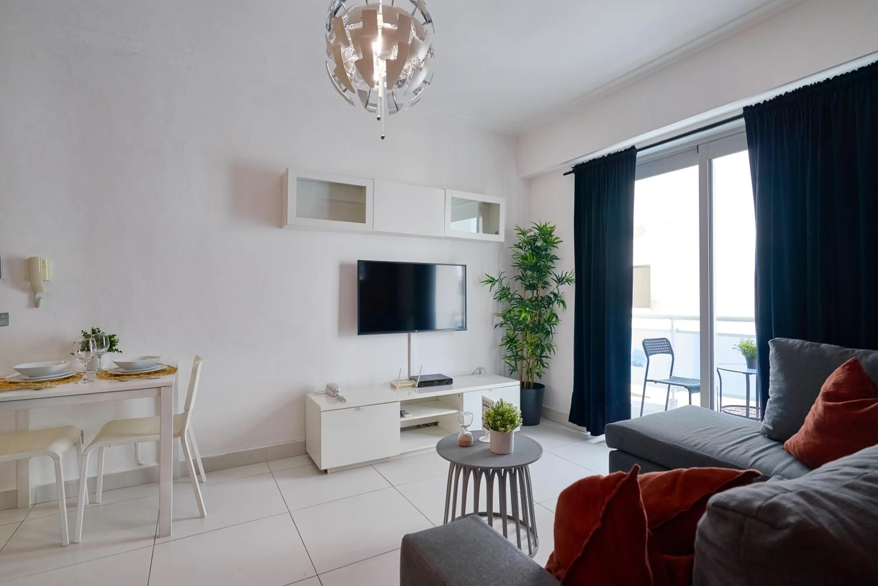 TV and multimedia in Central Park Tower