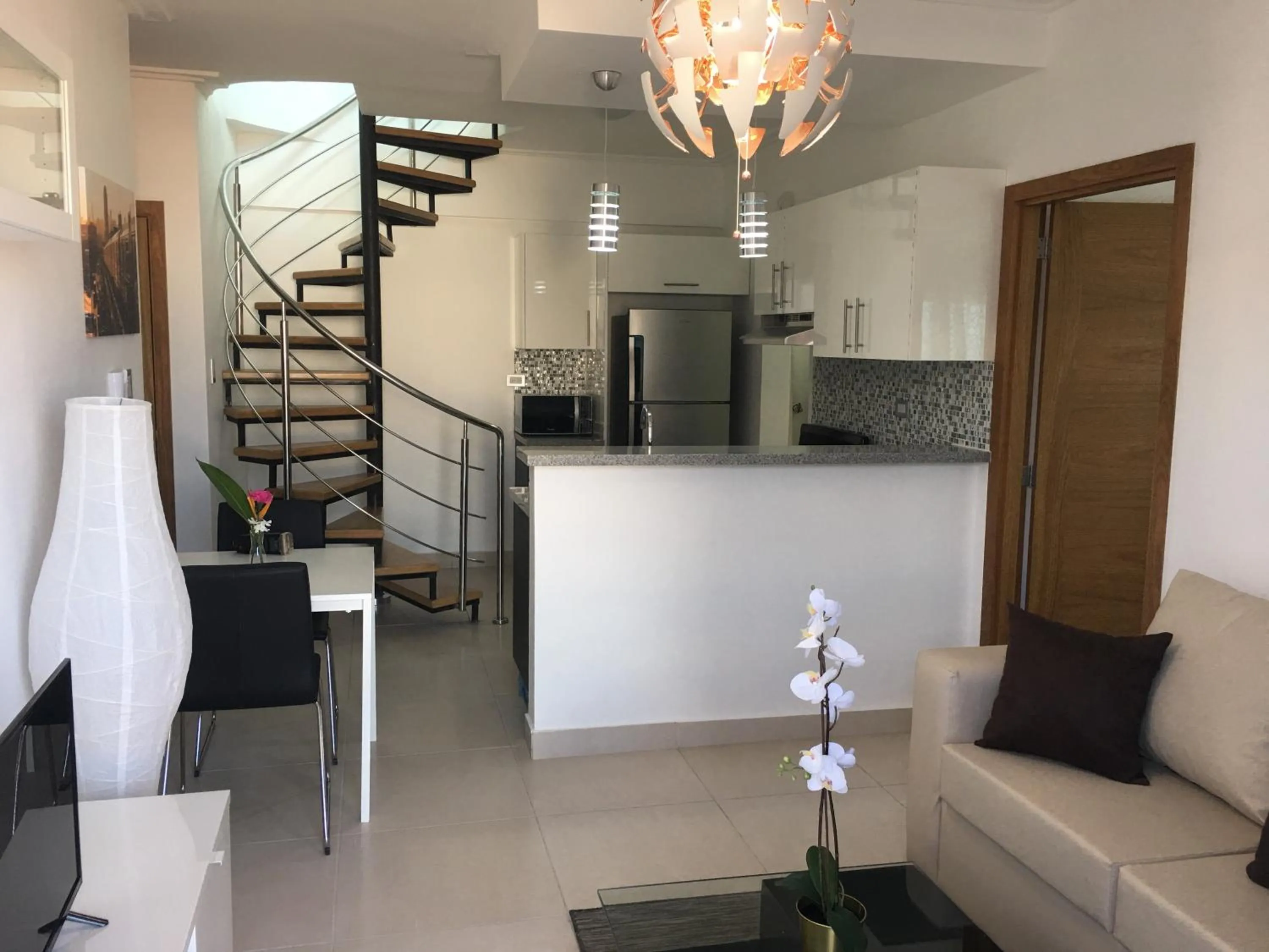 Kitchen or kitchenette in Central Park Tower