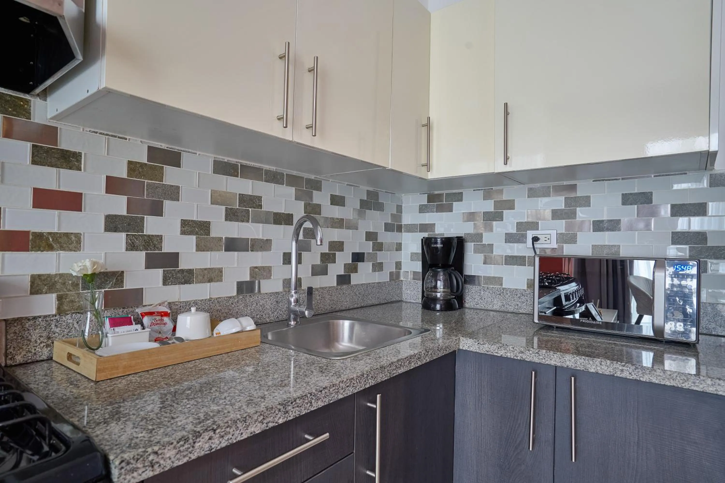 Kitchen or kitchenette in Central Park Tower