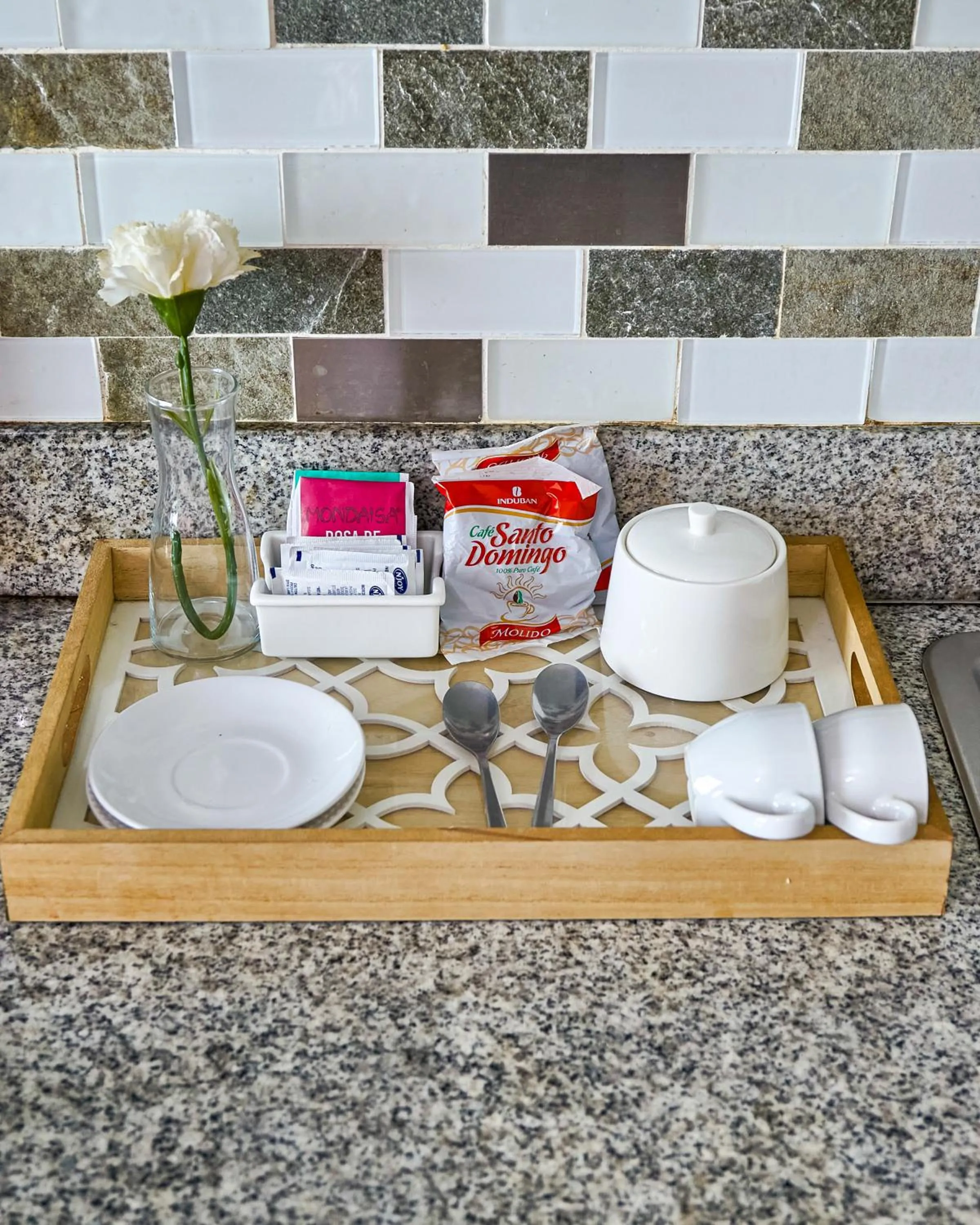 Coffee/tea facilities in Central Park Tower