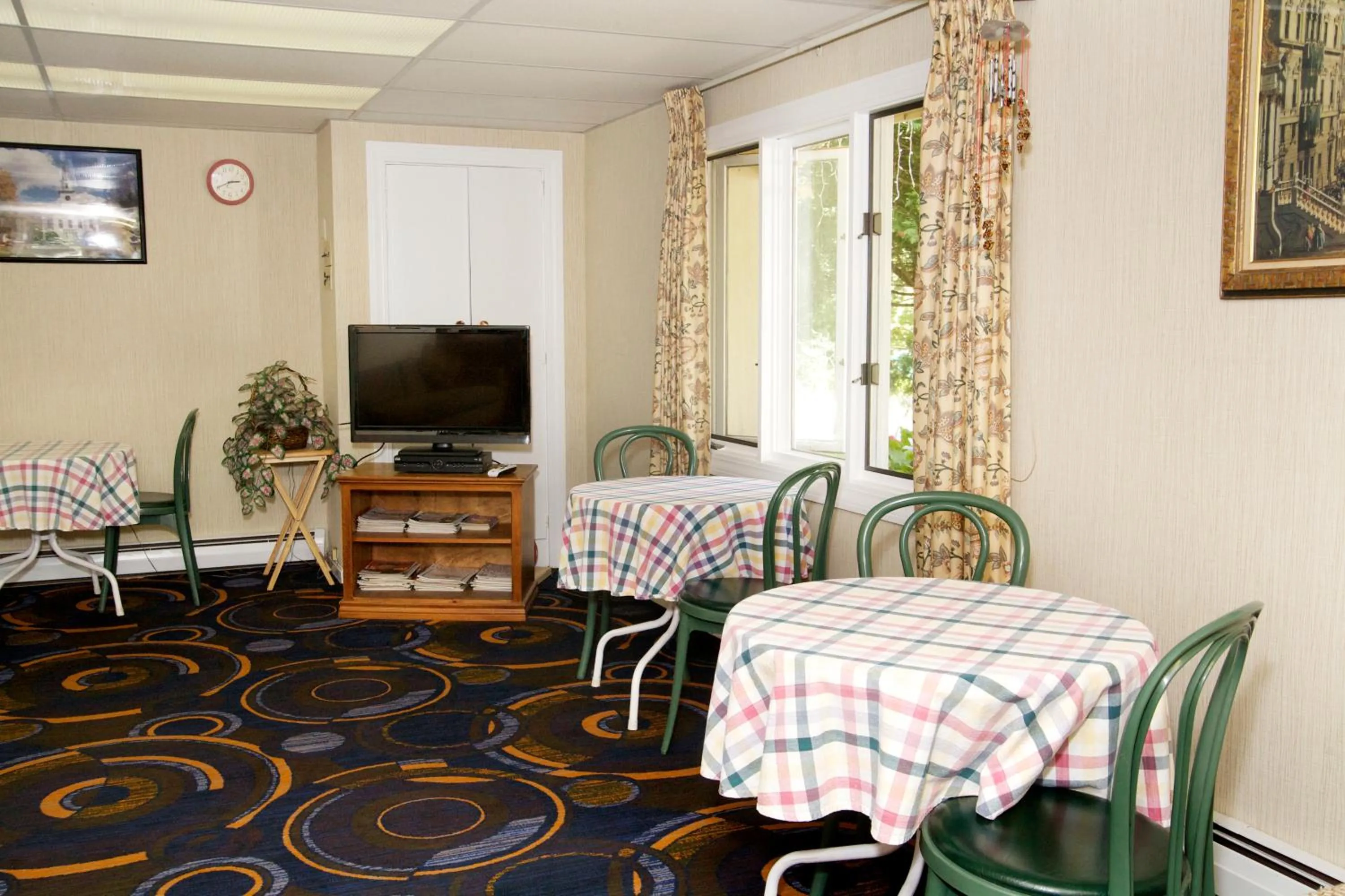 Restaurant/places to eat in Sunset Motor Inn