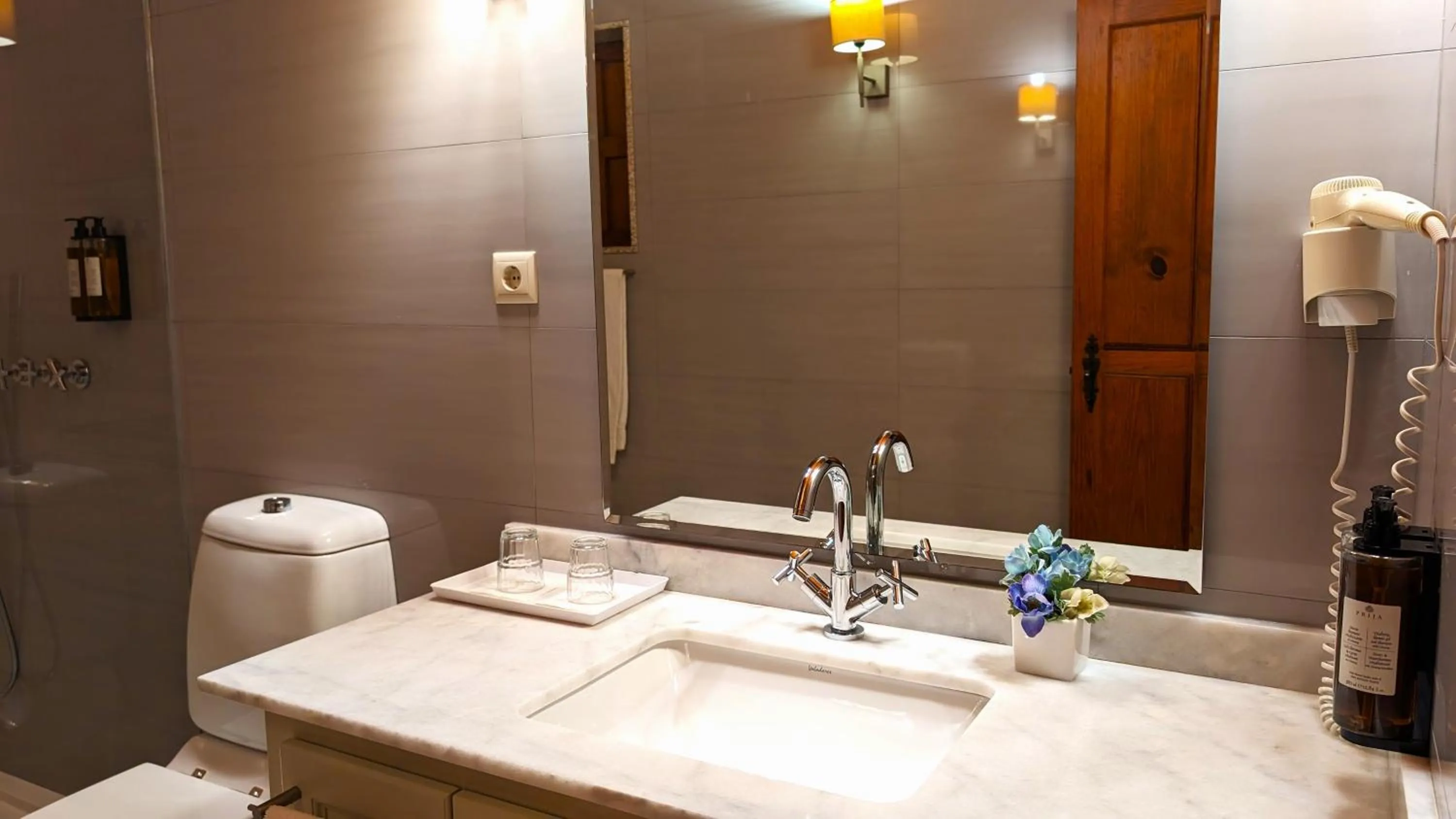 Apartment with Pool View  in Quinta do Burgo - Nature Hotel
