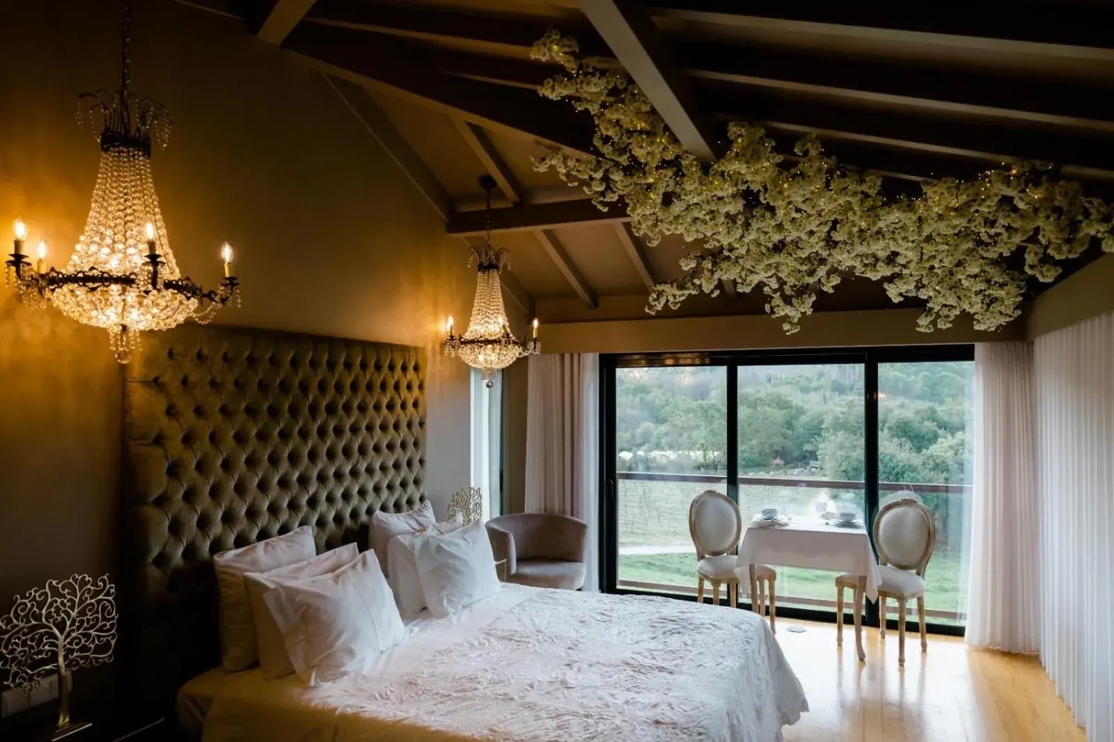 Deluxe Suite (Check-in 5pm) in Quinta do Burgo - Nature Hotel Deluxe Suite (Check-in 5pm) in Quinta do Burgo - Nature Hotel