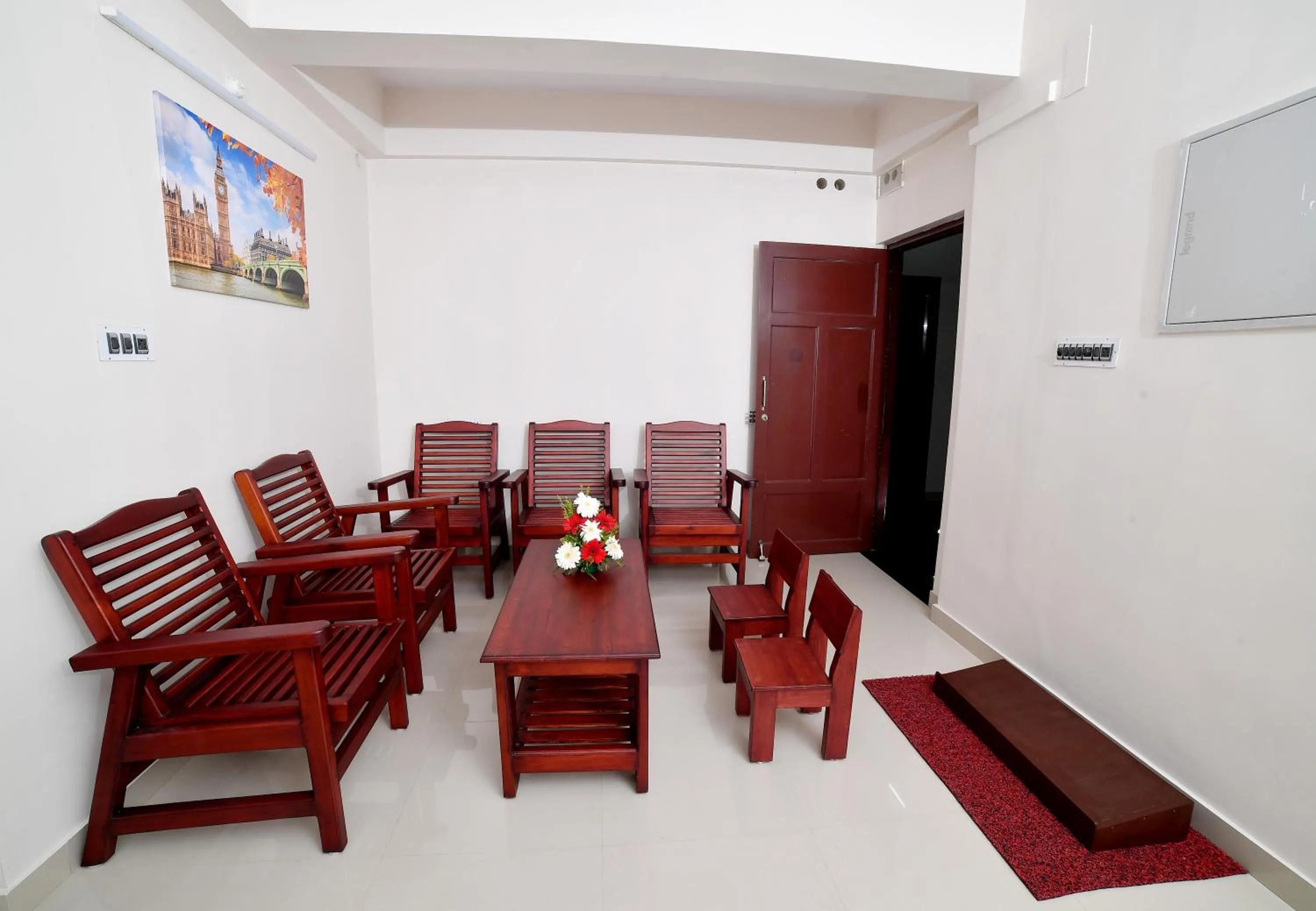 Communal lounge/ TV room in Indeevaram Residency