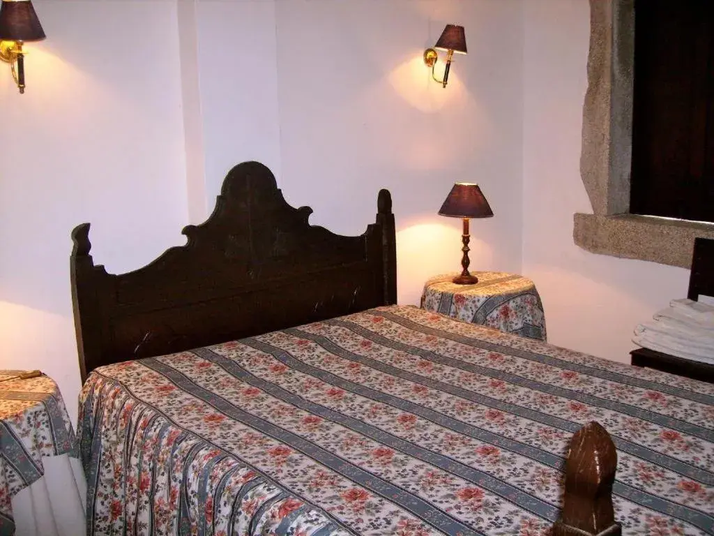 Bed in Quinta do Paco d'Anha Bed in Quinta do Paco d'Anha