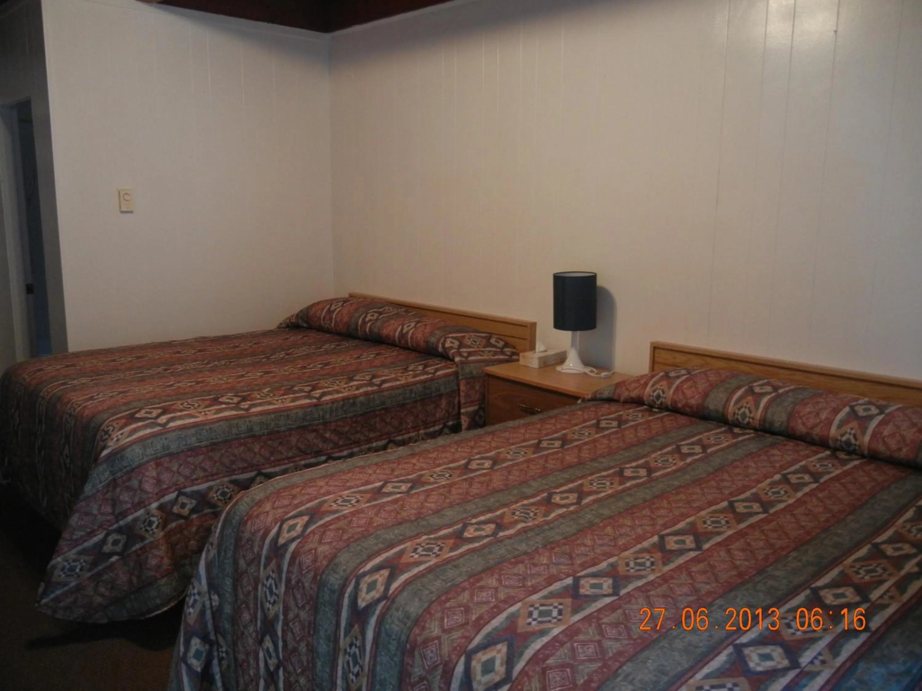 Bedroom, Bed in Holiday House Motel