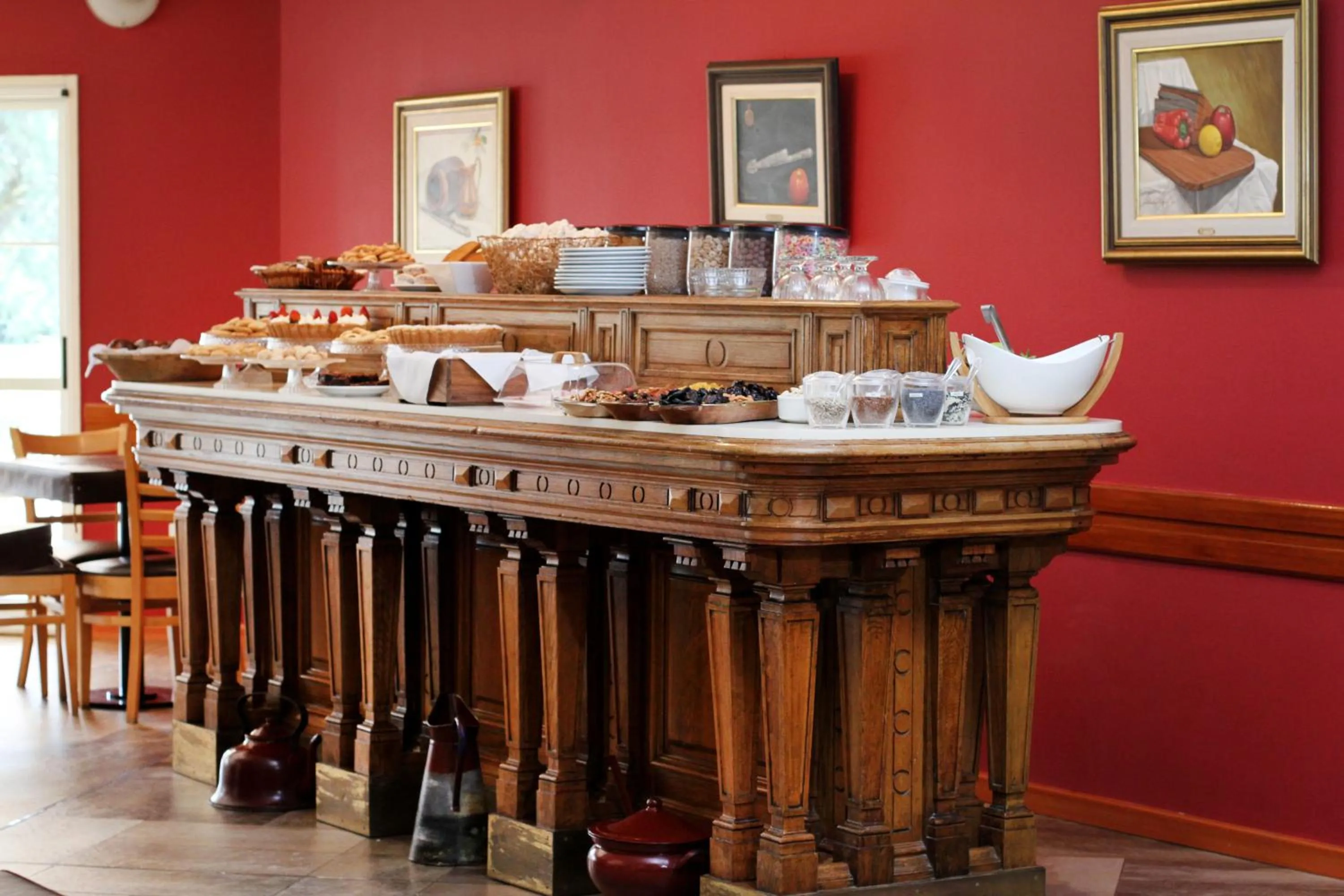 Buffet breakfast in La Campiña Club Hotel & Spa