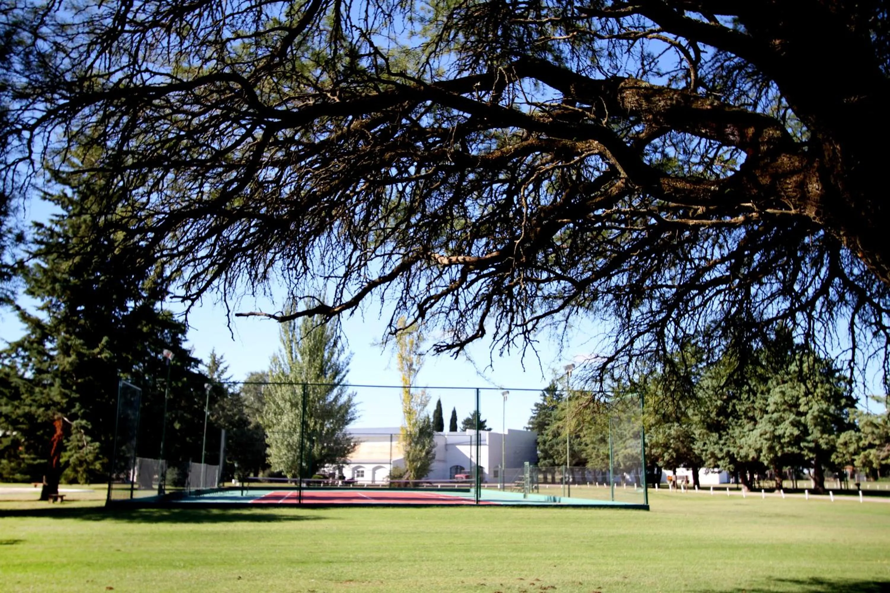 Tennis court in La Campiña Club Hotel & Spa