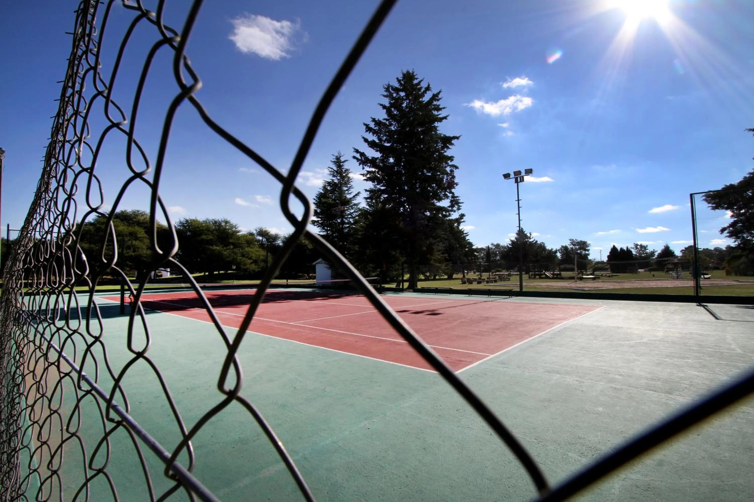 Tennis court in La Campiña Club Hotel & Spa