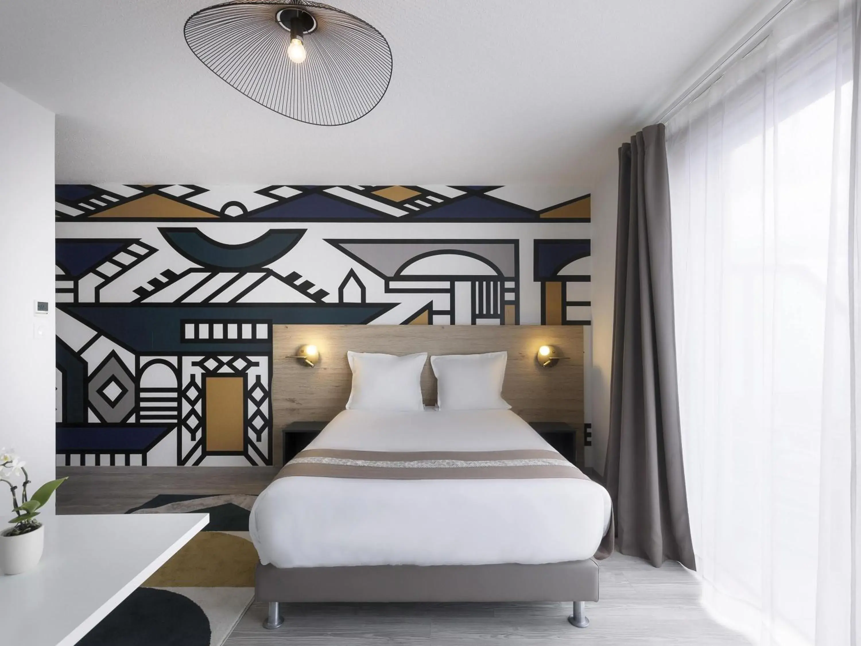 Bedroom, Bed in Aparthotel Adagio Bâle Mulhouse Aeroport Bedroom, Bed in Aparthotel Adagio Bâle Mulhouse Aeroport