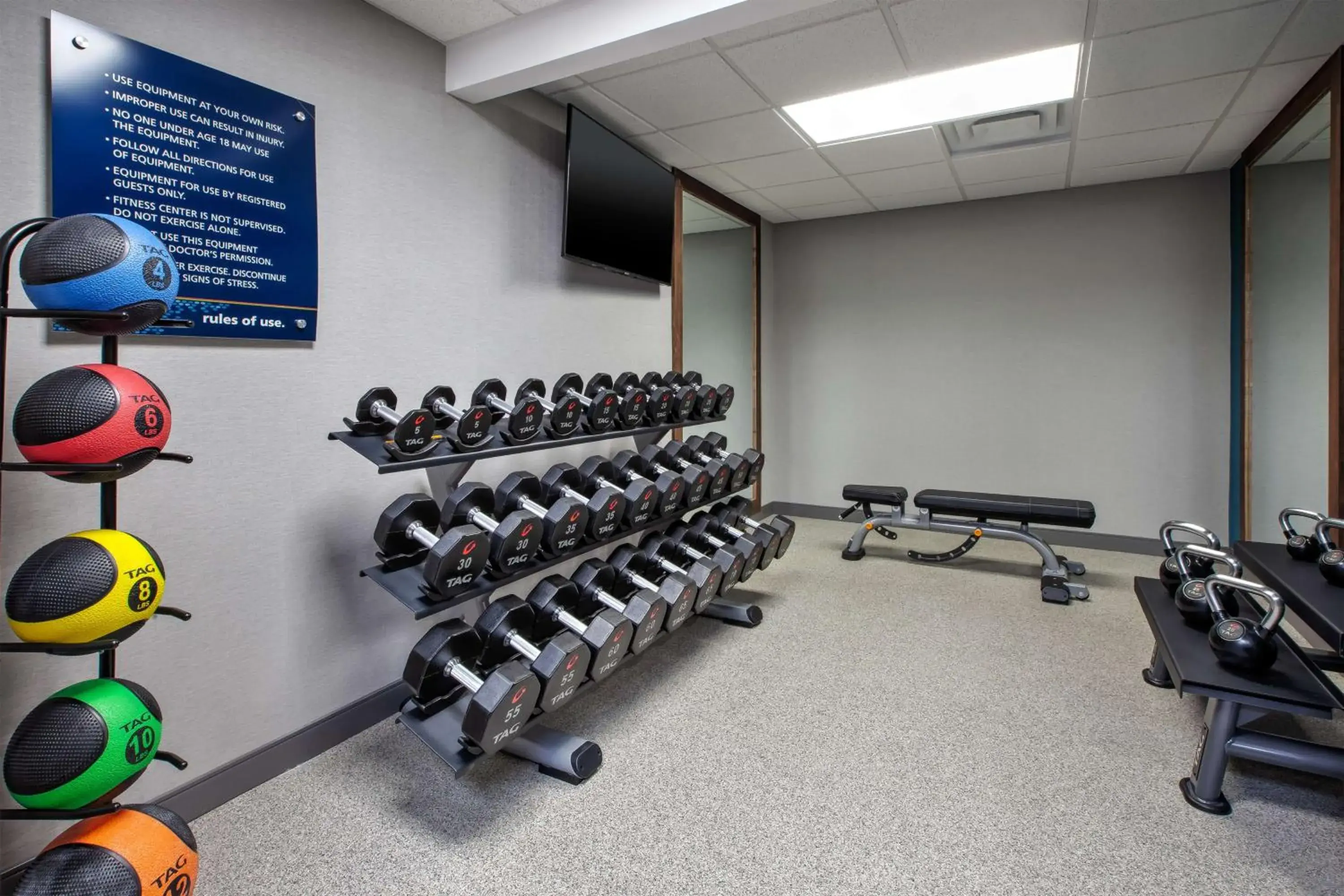 Fitness centre/facilities in Hampton Inn Clarion Fitness centre/facilities in Hampton Inn Clarion