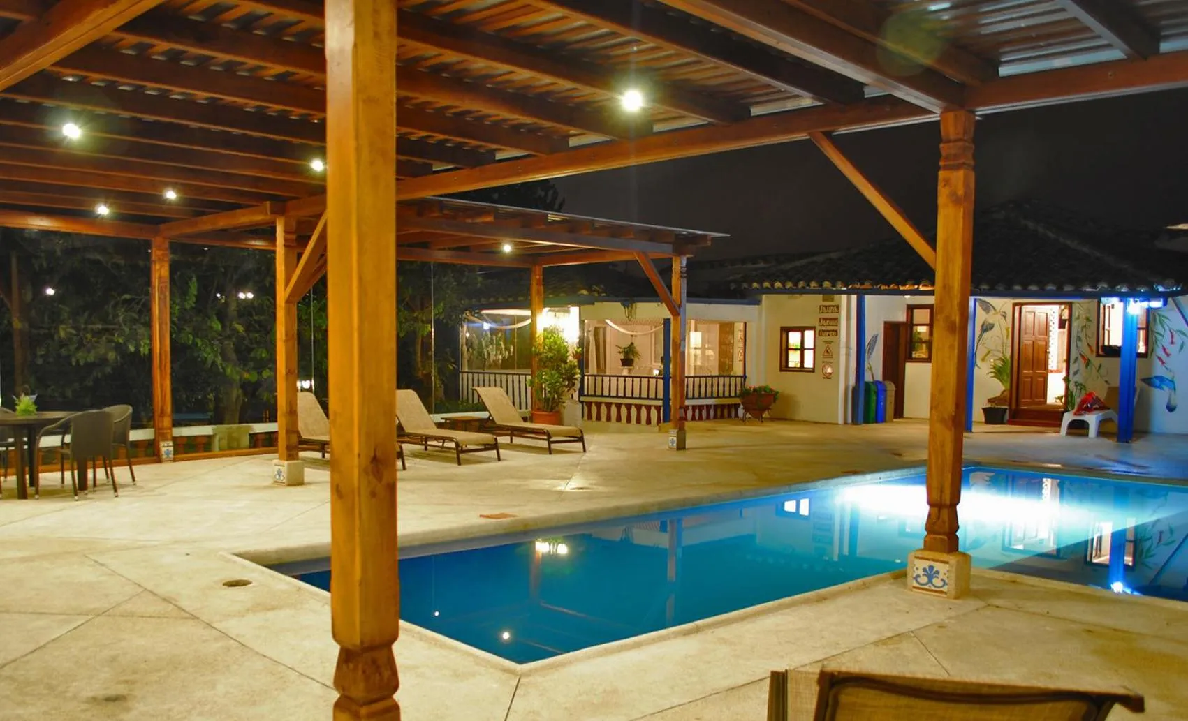 Swimming pool in Hacienda Hosteria Chorlavi