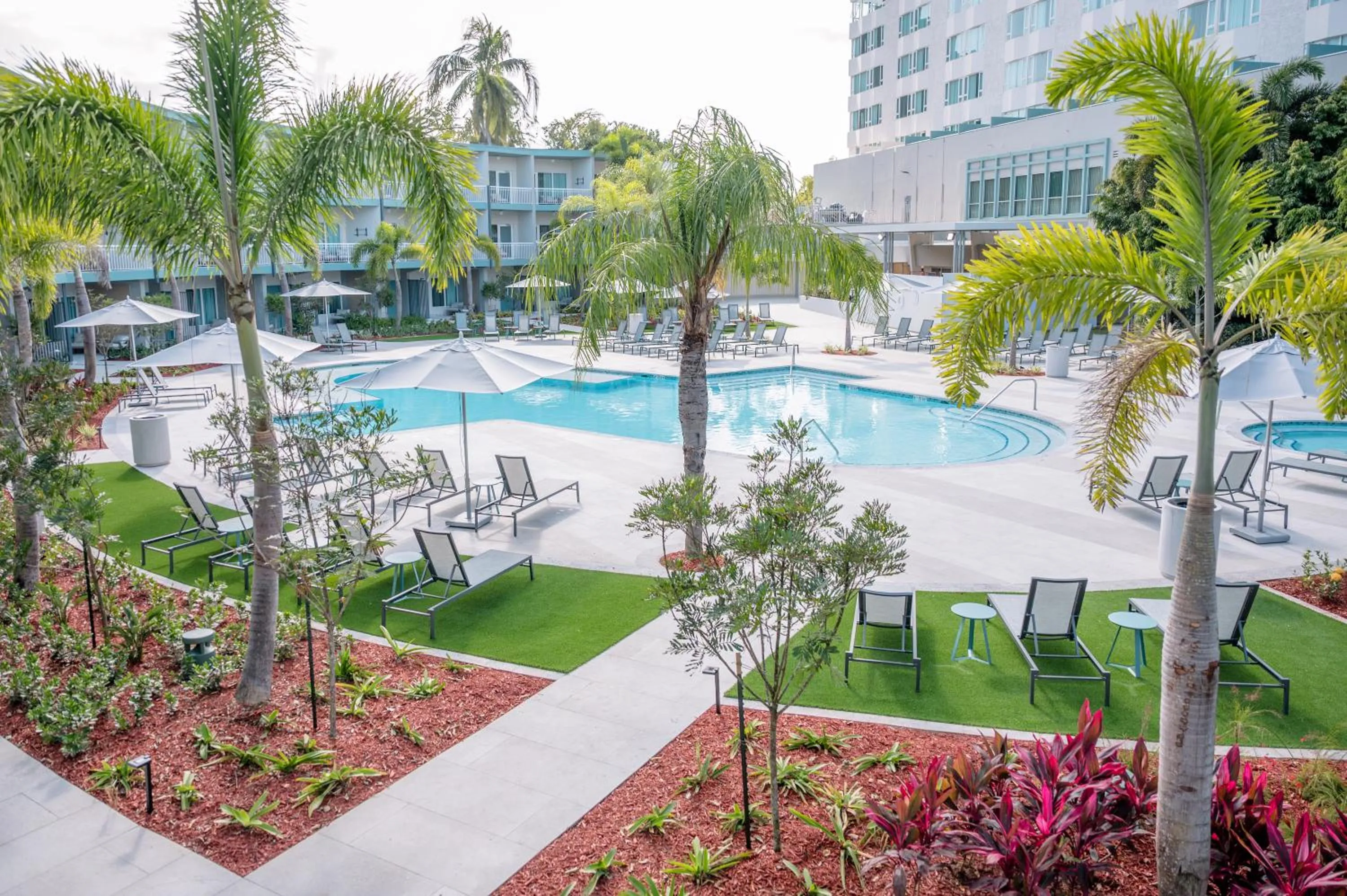 Swimming pool in Hyatt Centric San Juan Isla Verde