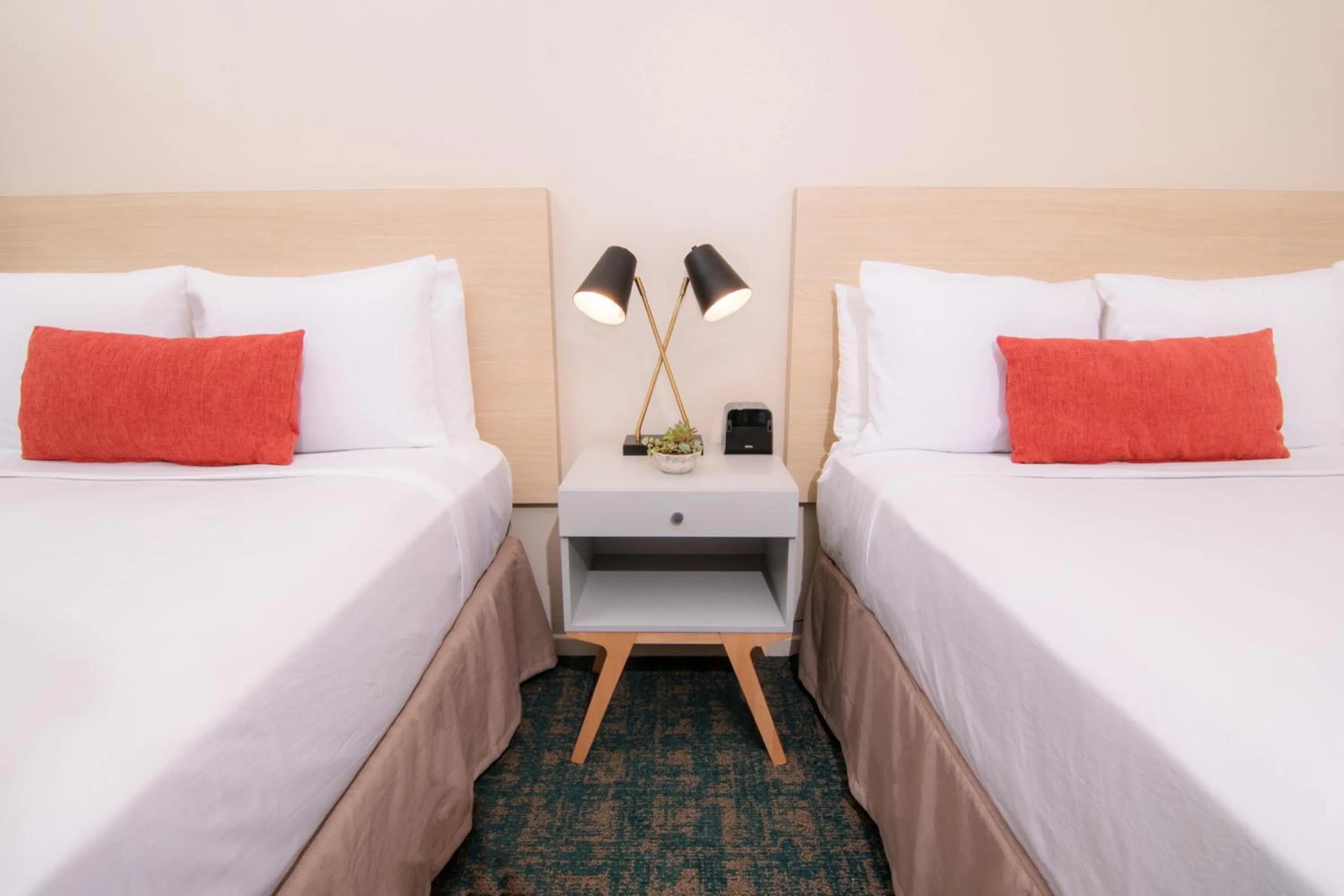 Deluxe Room with Two Double Beds in Verdanza Hotel