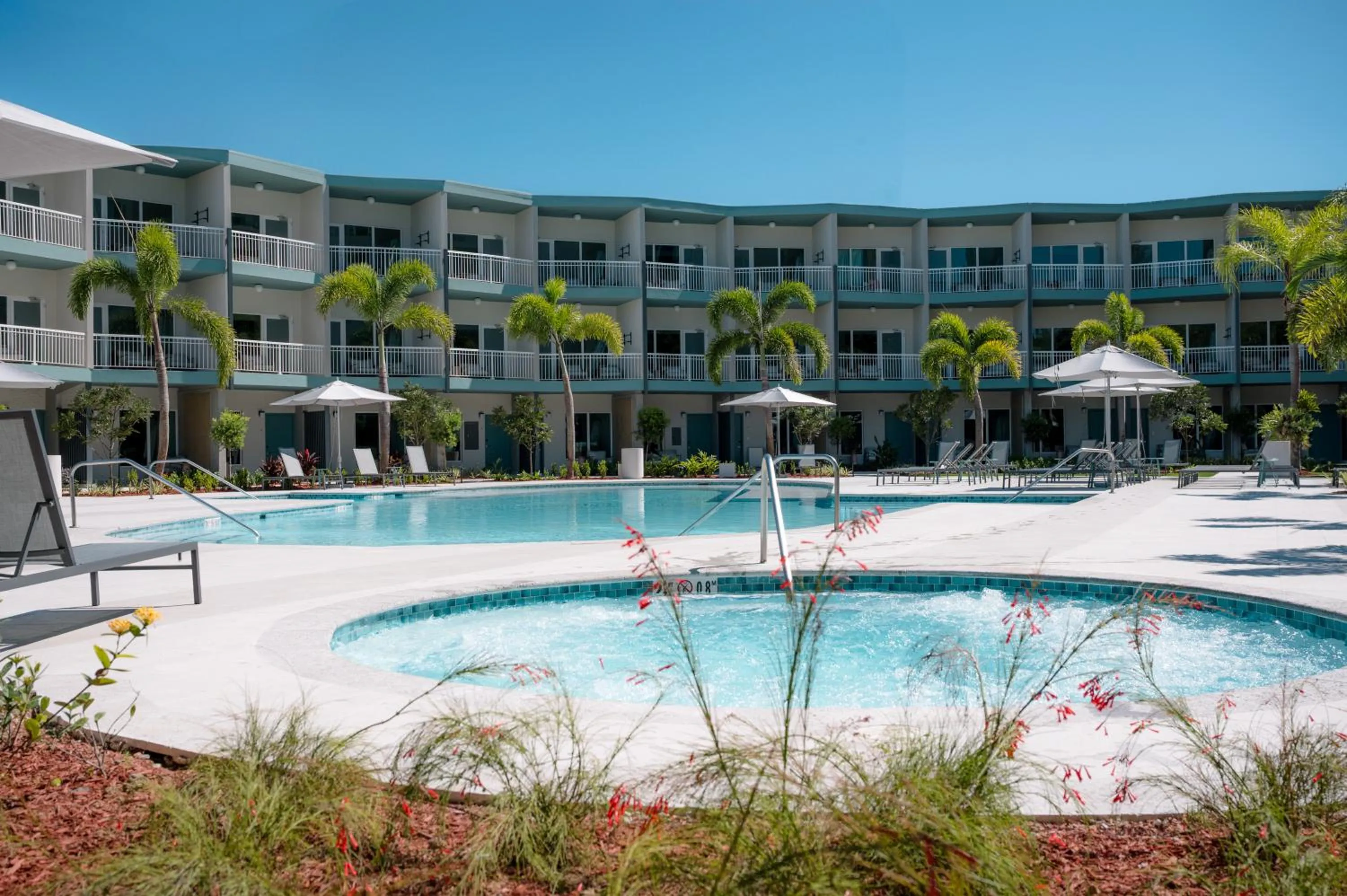 Swimming pool in Hyatt Centric San Juan Isla Verde
