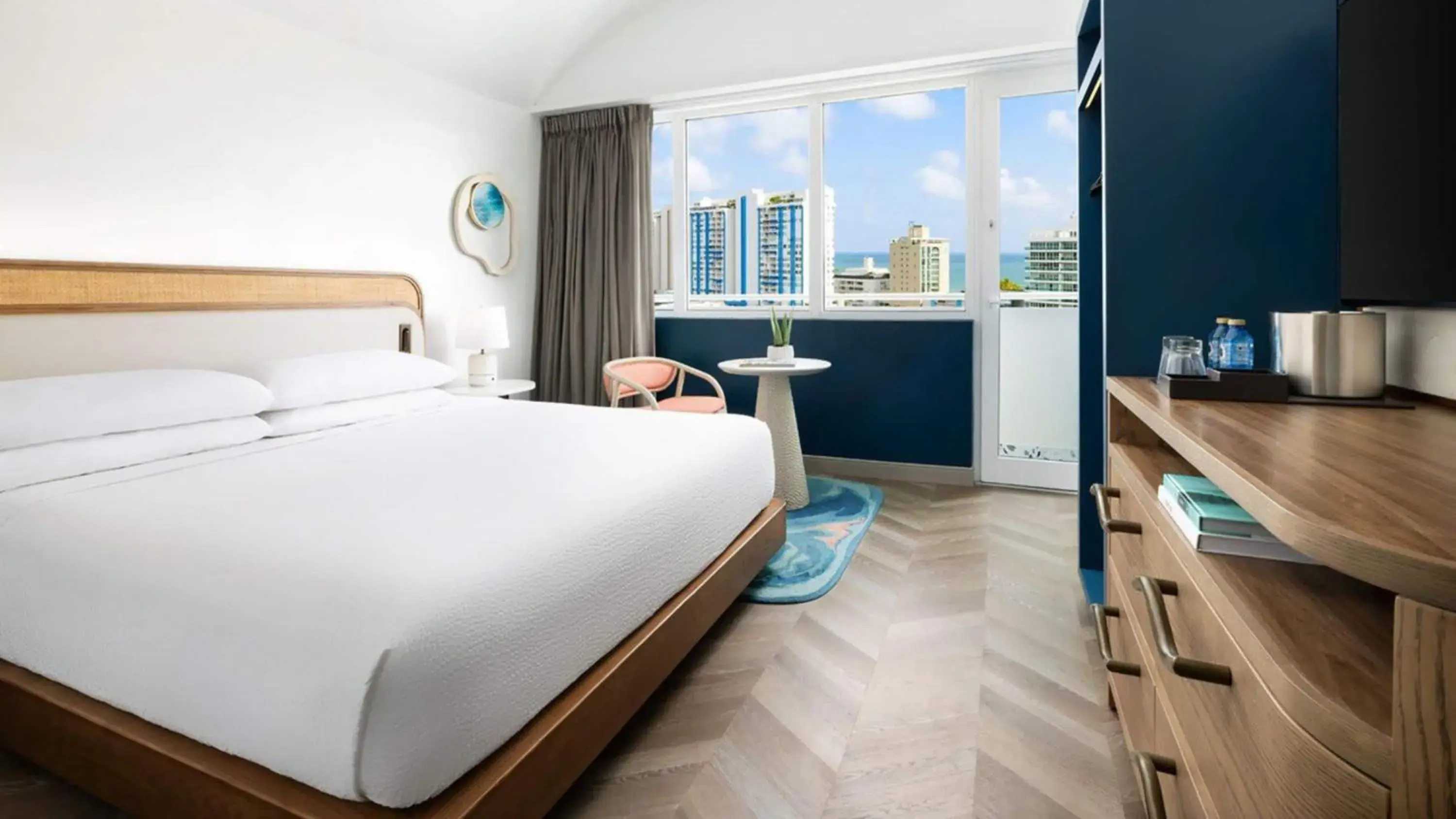 Deluxe King Room with Sofa Bed in Hyatt Centric San Juan Isla Verde Deluxe King Room with Sofa Bed in Hyatt Centric San Juan Isla Verde