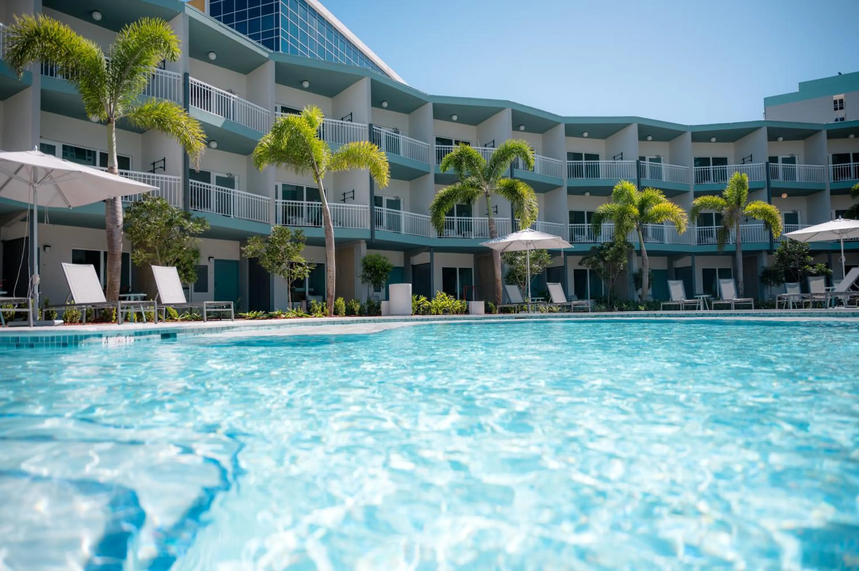 Swimming pool in Hyatt Centric San Juan Isla Verde