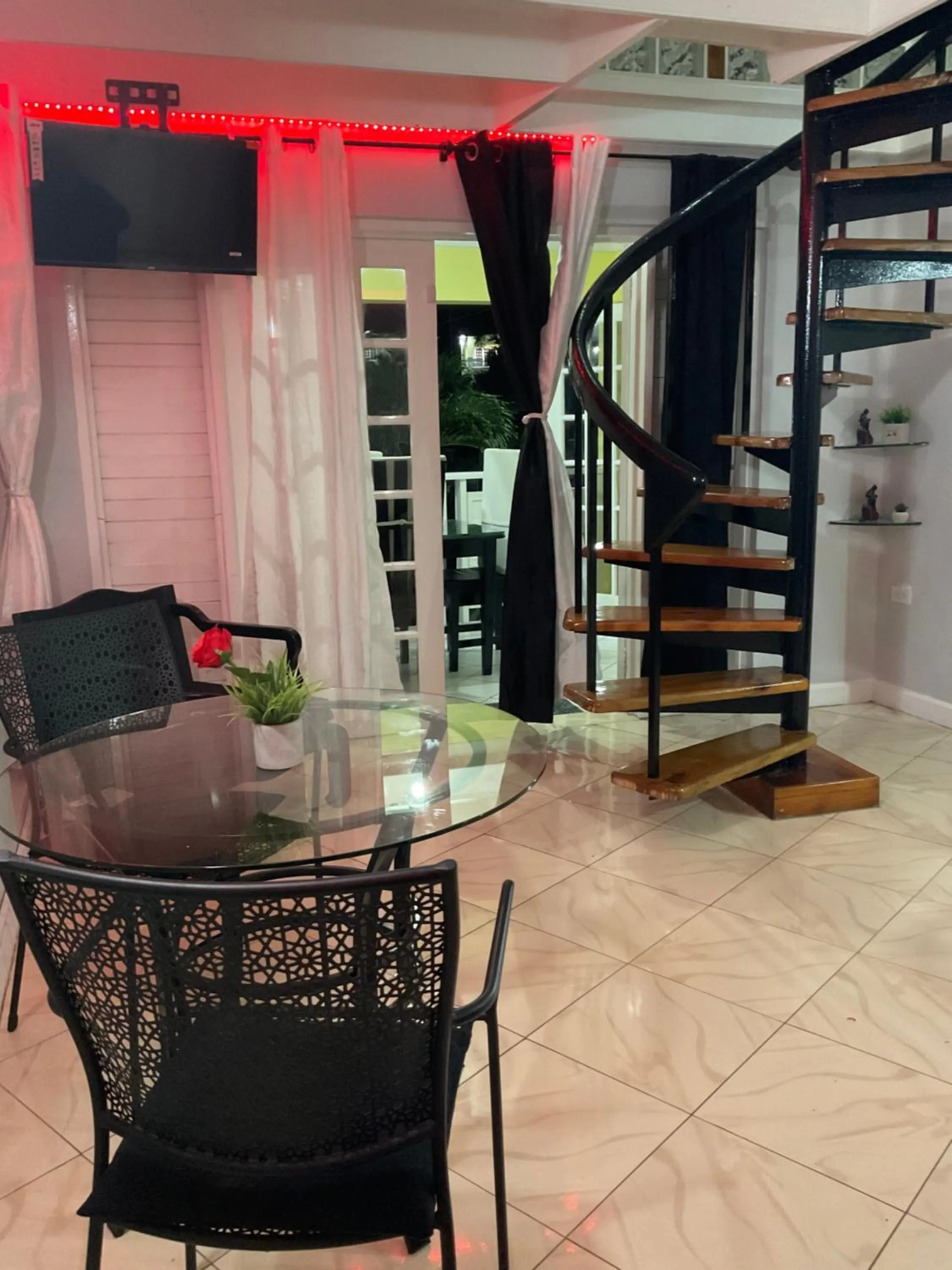 Living room in Mystic Ridge Paradise